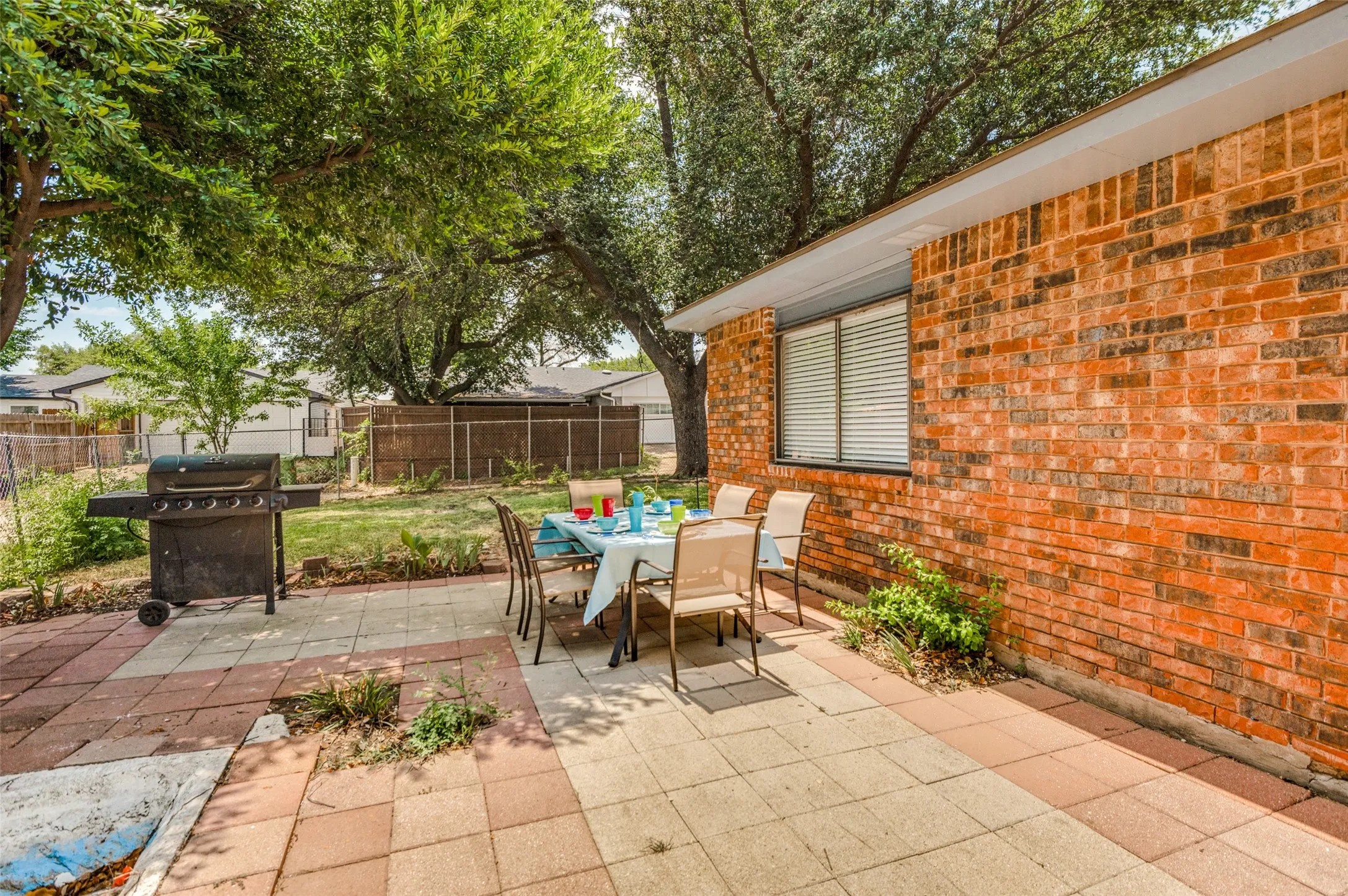 And room for grilling too!