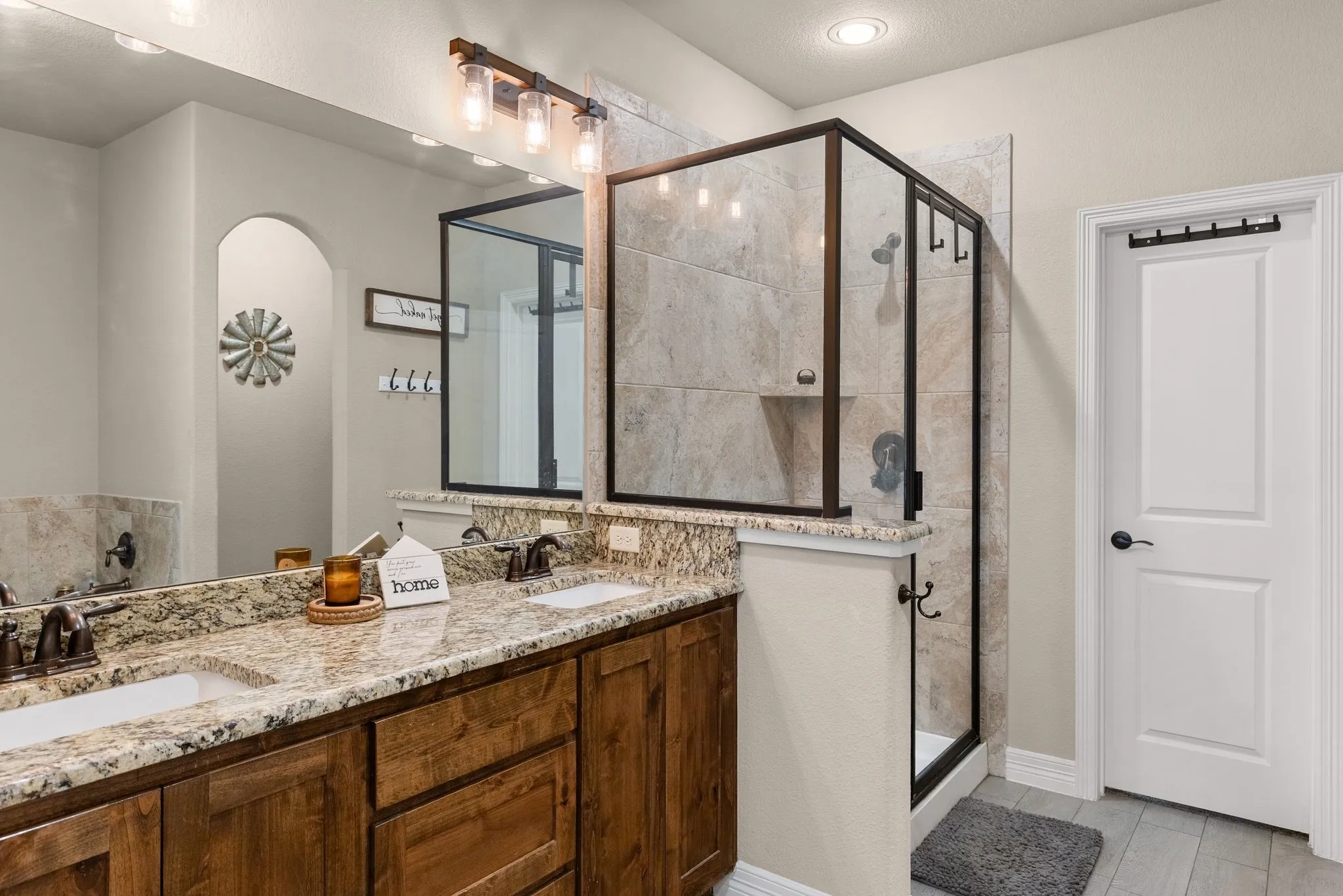 Single Family Residence For Sale in Hunt County , 409 Mesa Drive, Lone Oak, Texas 75453, 4 Bedroom, 2 Bathroom, 2 Garage spaces, 1,771 Sqft, built in 2020, mls#21351236, Real Estate Agent in Lone Oak, Homes For Sale in Hunt county, Homes For Sale in Lone Oak, Realtor in Lone Oak Texas, Real Estate Brokerage Independent Realty Texas, Luminita Cordes Realtor