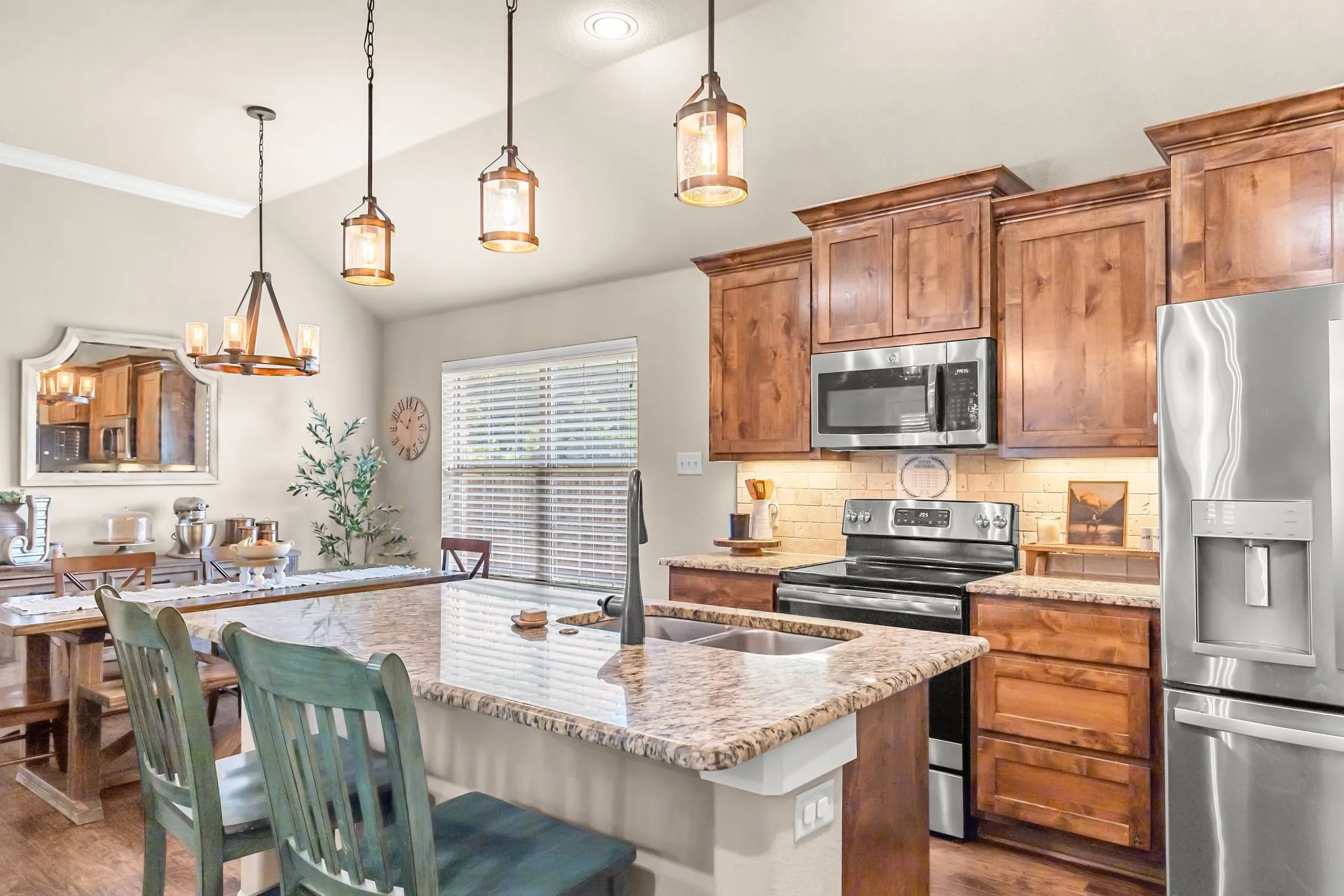 Single Family Residence For Sale in Hunt County , 409 Mesa Drive, Lone Oak, Texas 75453, 4 Bedroom, 2 Bathroom, 2 Garage spaces, 1,771 Sqft, built in 2020, mls#21351236, Real Estate Agent in Lone Oak, Homes For Sale in Hunt county, Homes For Sale in Lone Oak, Realtor in Lone Oak Texas, Real Estate Brokerage Independent Realty Texas, Luminita Cordes Realtor