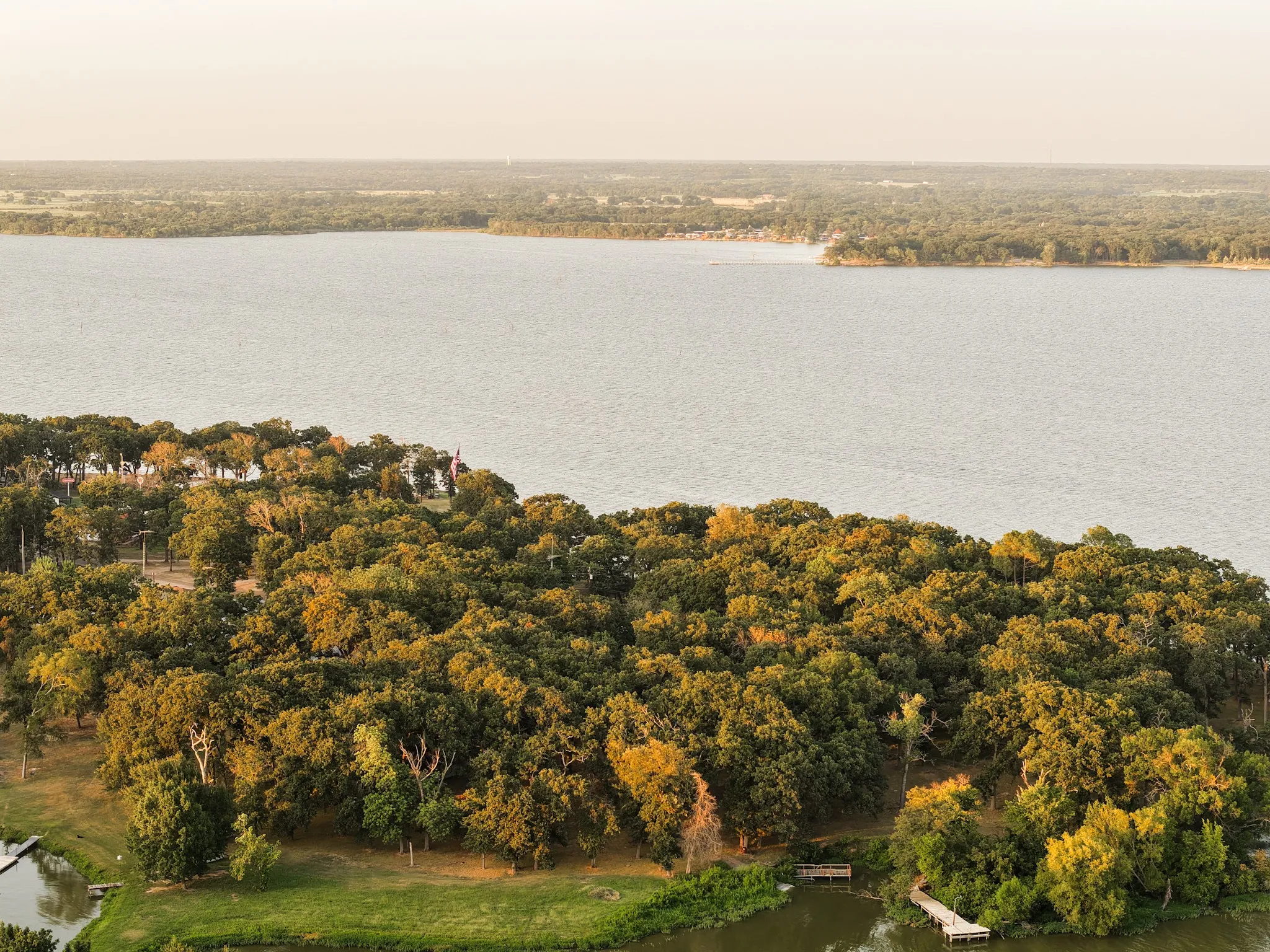 Unimproved Land For Sale in Hunt County , TBD Vintage Shore Drive, Quinlan, Texas 75474, 0, 0, Garage spaces, 0 Sqft, built in 0, mls#21353761, Real Estate Agent in Quinlan, Homes For Sale in Hunt county, Homes For Sale in Quinlan, Realtor in Quinlan Texas, Real Estate Brokerage Independent Realty Texas, Luminita Cordes Realtor