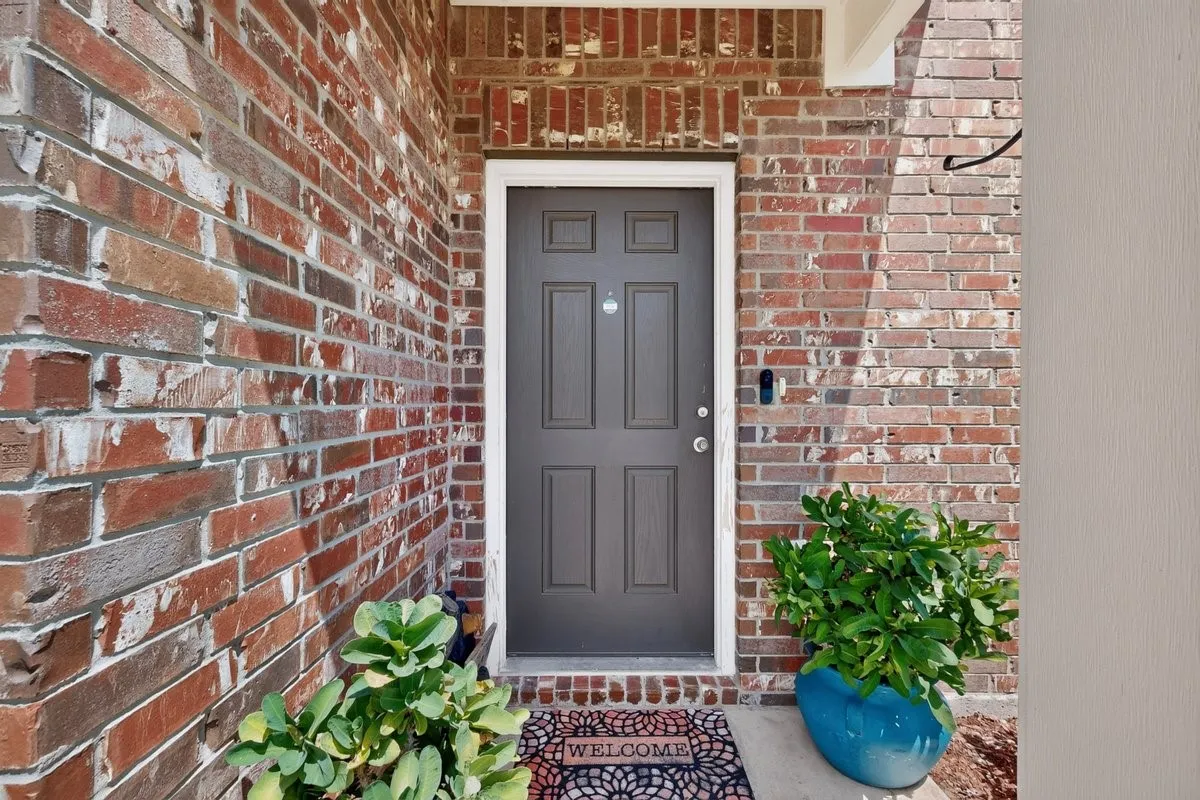 Single Family Residence For Sale in Ellis County , 2208 Frio River Road, Glenn Heights, Texas 75154, 4 Bedroom, 3 Bathroom, 2 Garage spaces, 2,032 Sqft, built in 2023, mls#21352160, Real Estate Agent in Glenn Heights, Homes For Sale in Ellis county, Homes For Sale in Glenn Heights, Realtor in Glenn Heights Texas, Real Estate Brokerage Independent Realty Texas, Luminita Cordes Realtor