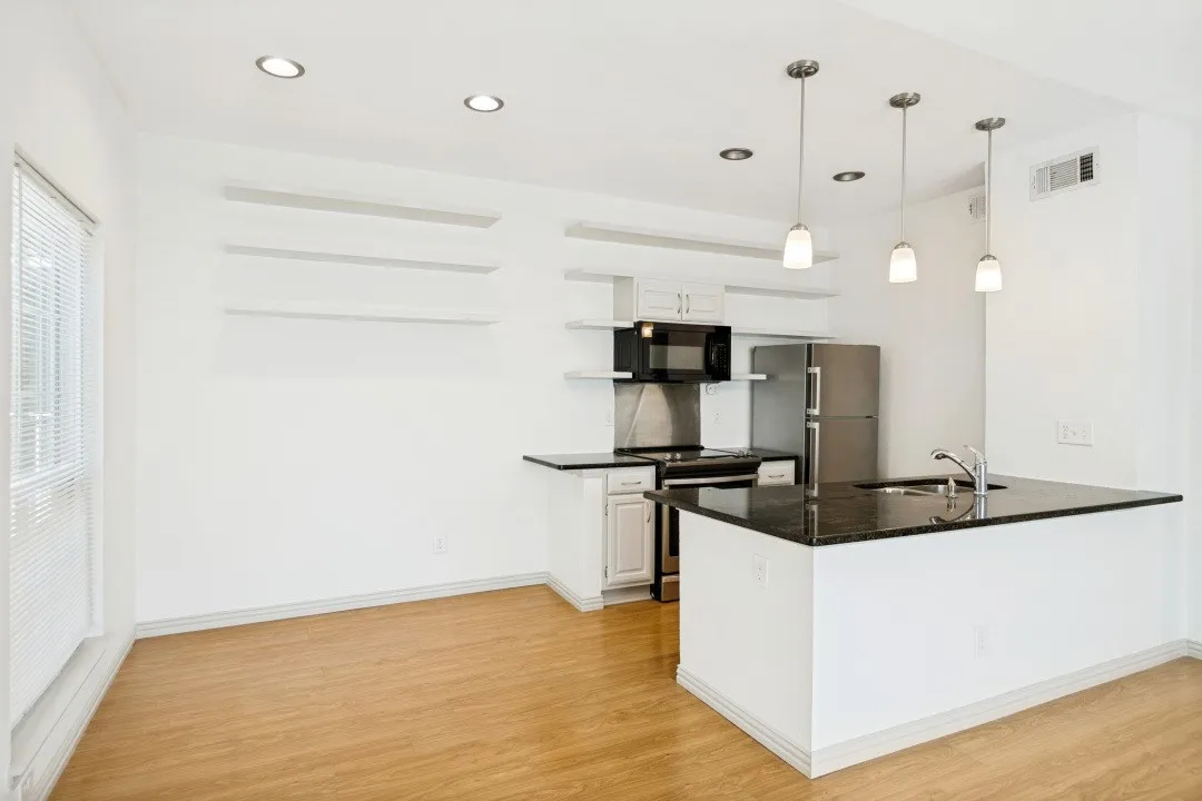 Kitchen & living room