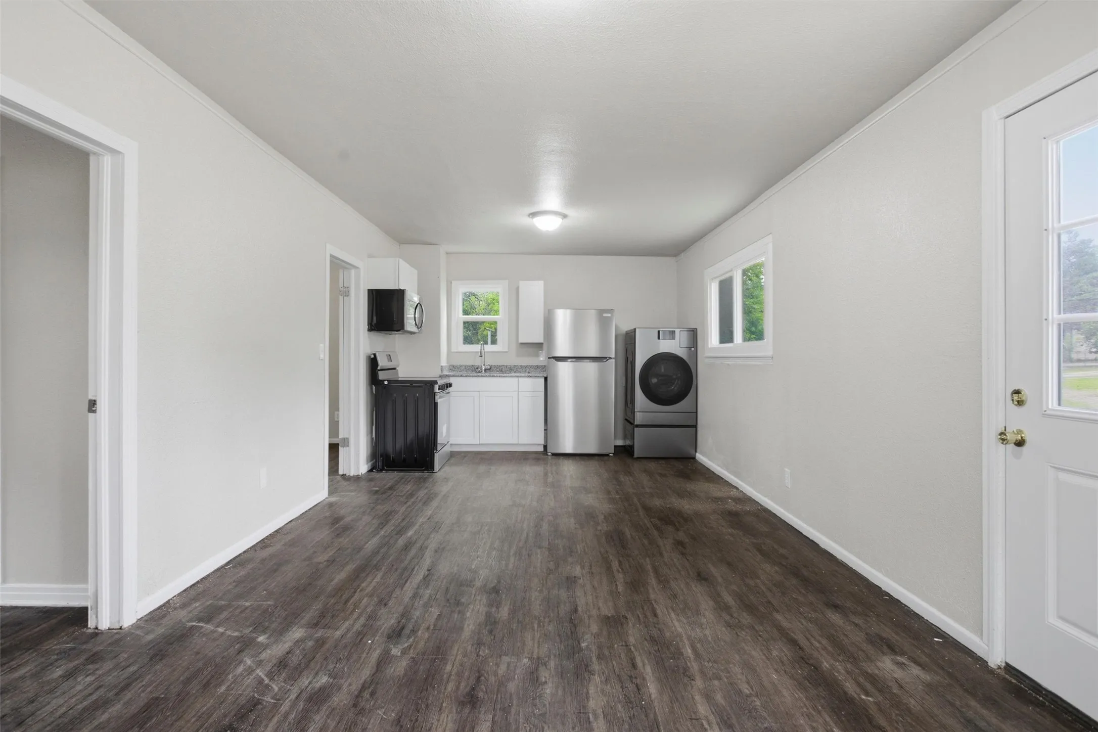 Single Family Residence For Sale in Tarrant County , 2264 Fritz Allen Street, Sansom Park, Texas 76114, 2 Bedroom, 1 Bathroom, Garage spaces, 624 Sqft, built in 1952, mls#21354126, Real Estate Agent in Sansom Park, Homes For Sale in Tarrant county, Homes For Sale in Sansom Park, Realtor in Sansom Park Texas, Real Estate Brokerage Independent Realty Texas, Luminita Cordes Realtor