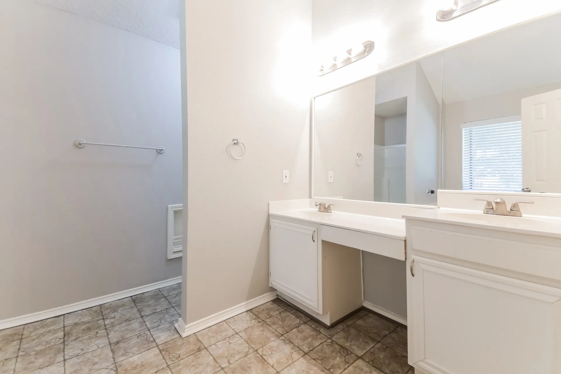 Single Family Residence For Rent in Collin County , 701 Long Hill Court, Mc Kinney, Texas 75071, 3 Bedroom, 2 Bathroom, 2 Garage spaces, 1,508 Sqft, built in 1994, mls#21354134, Real Estate Agent in Mc Kinney, Homes For Rent in Collin county, Homes For Rent in Mc Kinney, Realtor in Mc Kinney Texas, Real Estate Brokerage Independent Realty Texas, Luminita Cordes Realtor