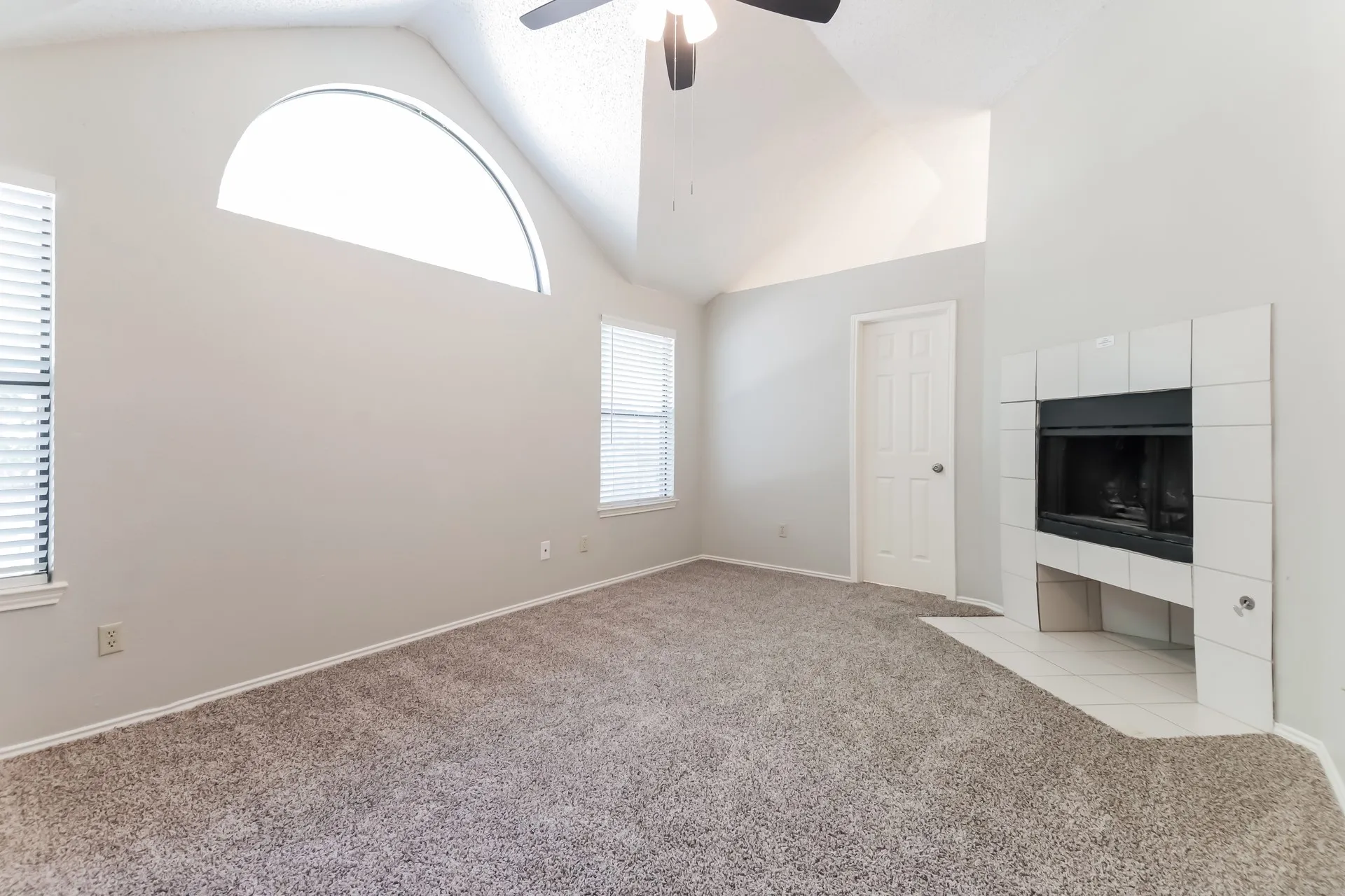 Single Family Residence For Rent in Collin County , 701 Long Hill Court, Mc Kinney, Texas 75071, 3 Bedroom, 2 Bathroom, 2 Garage spaces, 1,508 Sqft, built in 1994, mls#21354134, Real Estate Agent in Mc Kinney, Homes For Rent in Collin county, Homes For Rent in Mc Kinney, Realtor in Mc Kinney Texas, Real Estate Brokerage Independent Realty Texas, Luminita Cordes Realtor