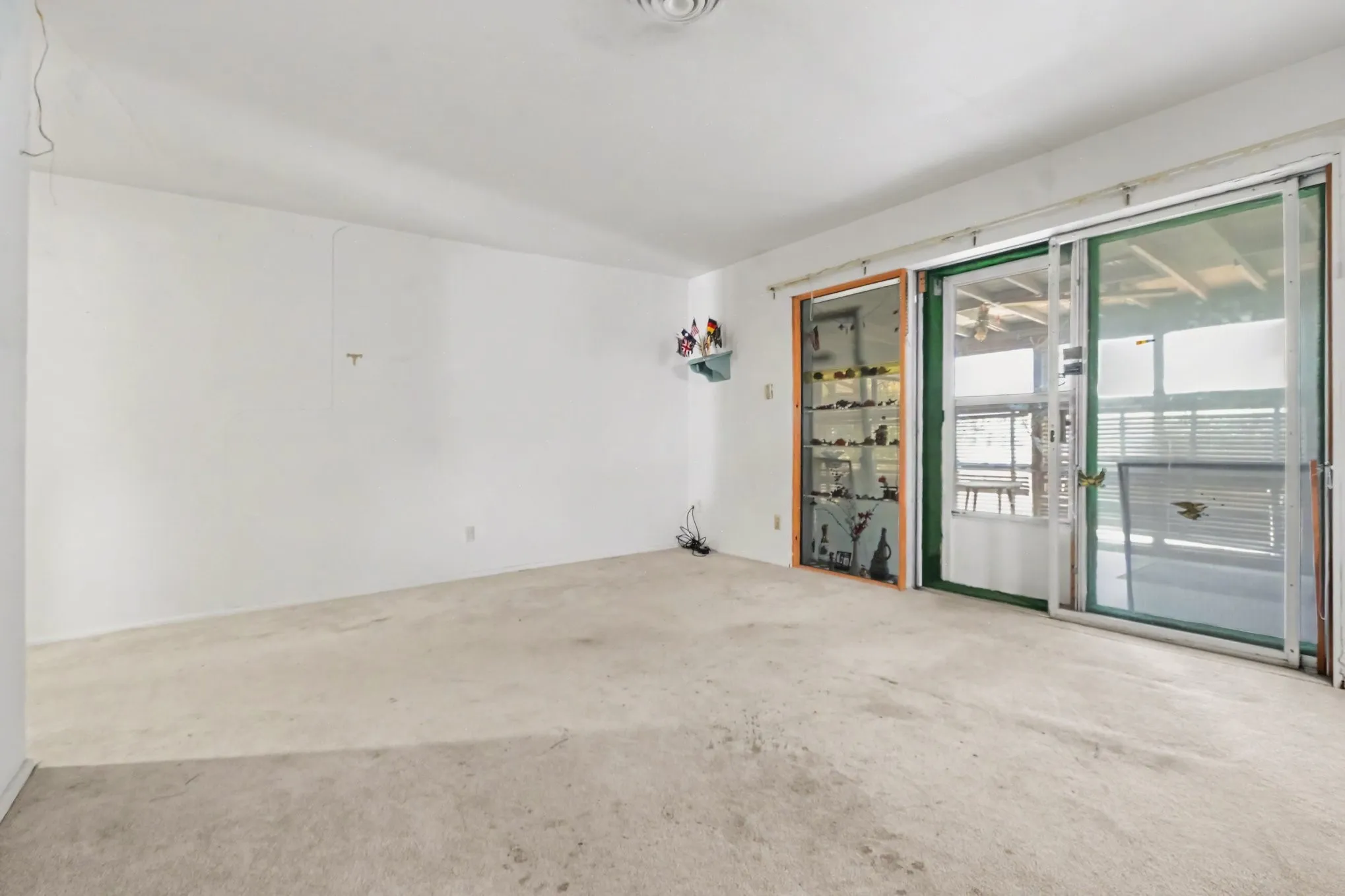Single Family Residence For Sale in Dallas County , 1932 Pilgrim Drive, Irving, Texas 75061, 3 Bedroom, 2 Bathroom, Garage spaces, 1,526 Sqft, built in 1954, mls#21351173, Real Estate Agent in Irving, Homes For Sale in Dallas county, Homes For Sale in Irving, Realtor in Irving Texas, Real Estate Brokerage Independent Realty Texas, Luminita Cordes Realtor
