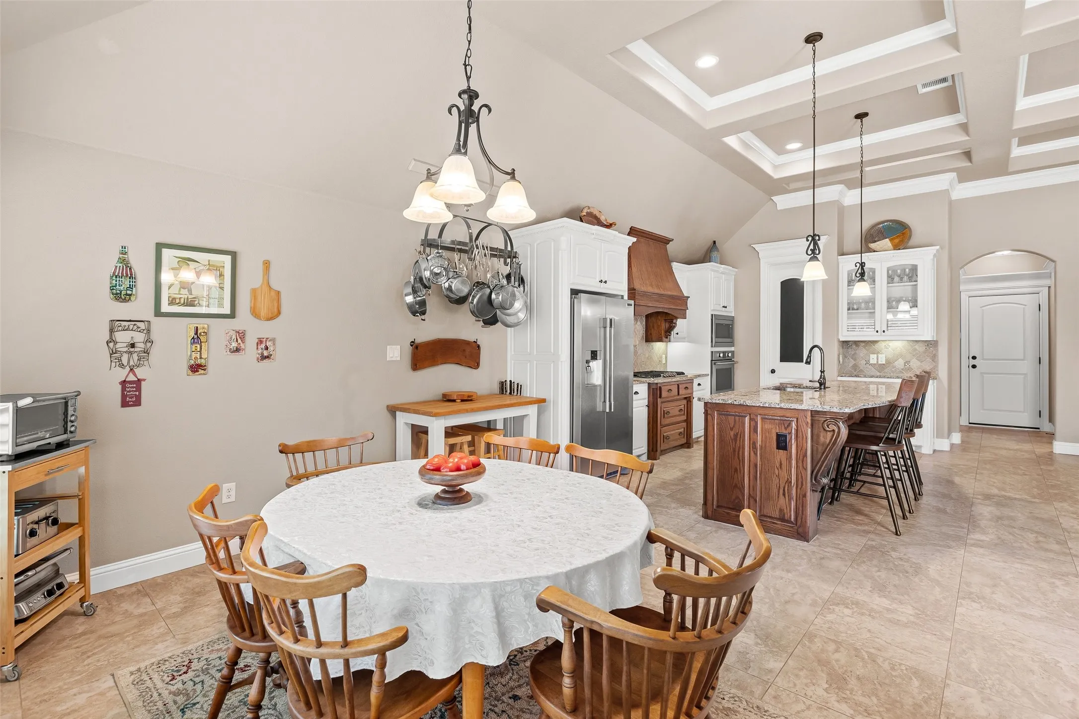 Single Family Residence For Sale in Hood County , 427 River Bank Lane, Granbury, Texas 76049, 4 Bedroom, 3 Bathroom, 2 Garage spaces, 2,542 Sqft, built in 2016, mls#21353750, Real Estate Agent in Granbury, Homes For Sale in Hood county, Homes For Sale in Granbury, Realtor in Granbury Texas, Real Estate Brokerage Independent Realty Texas, Luminita Cordes Realtor