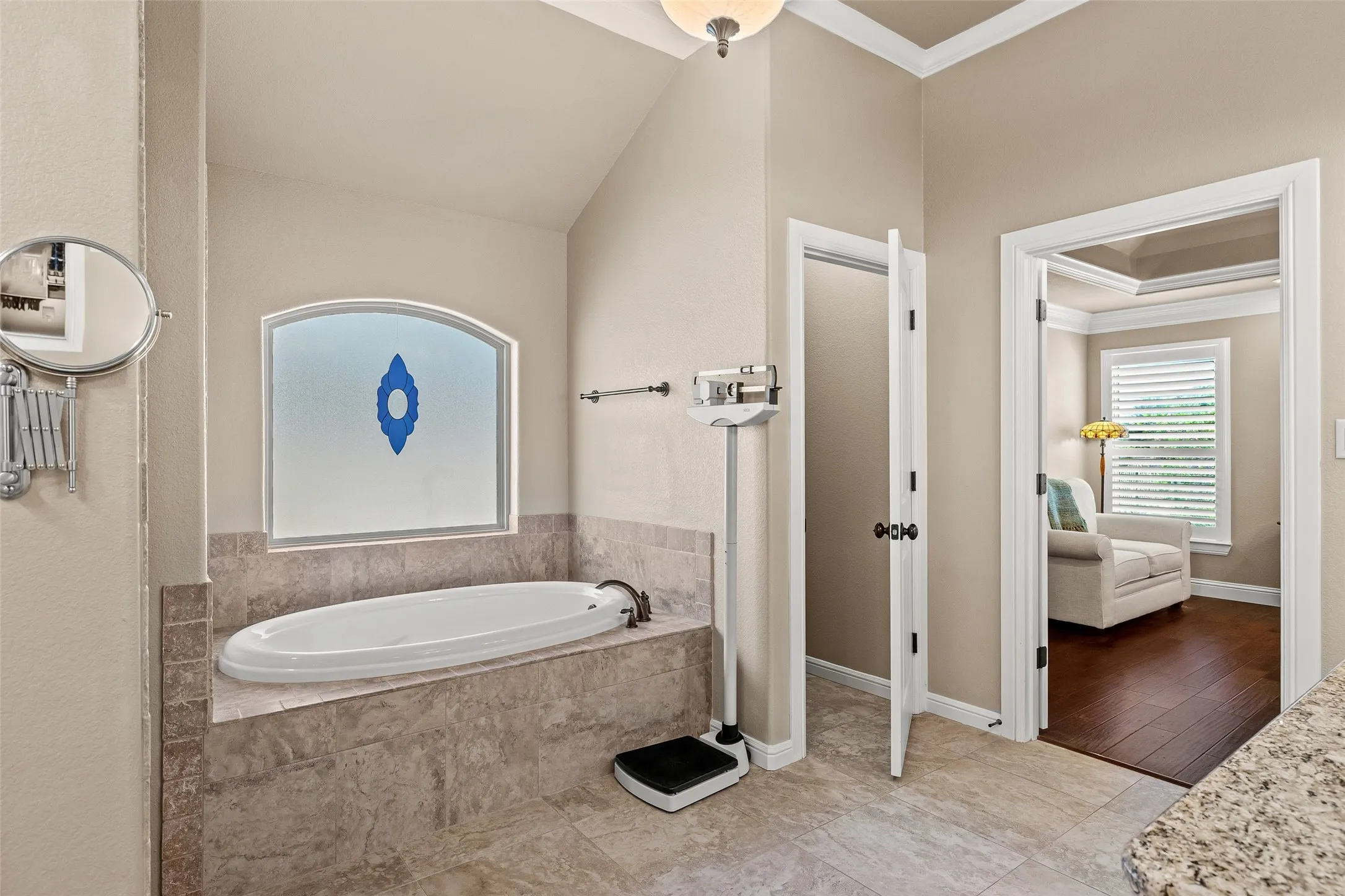Single Family Residence For Sale in Hood County , 427 River Bank Lane, Granbury, Texas 76049, 4 Bedroom, 3 Bathroom, 2 Garage spaces, 2,542 Sqft, built in 2016, mls#21353750, Real Estate Agent in Granbury, Homes For Sale in Hood county, Homes For Sale in Granbury, Realtor in Granbury Texas, Real Estate Brokerage Independent Realty Texas, Luminita Cordes Realtor