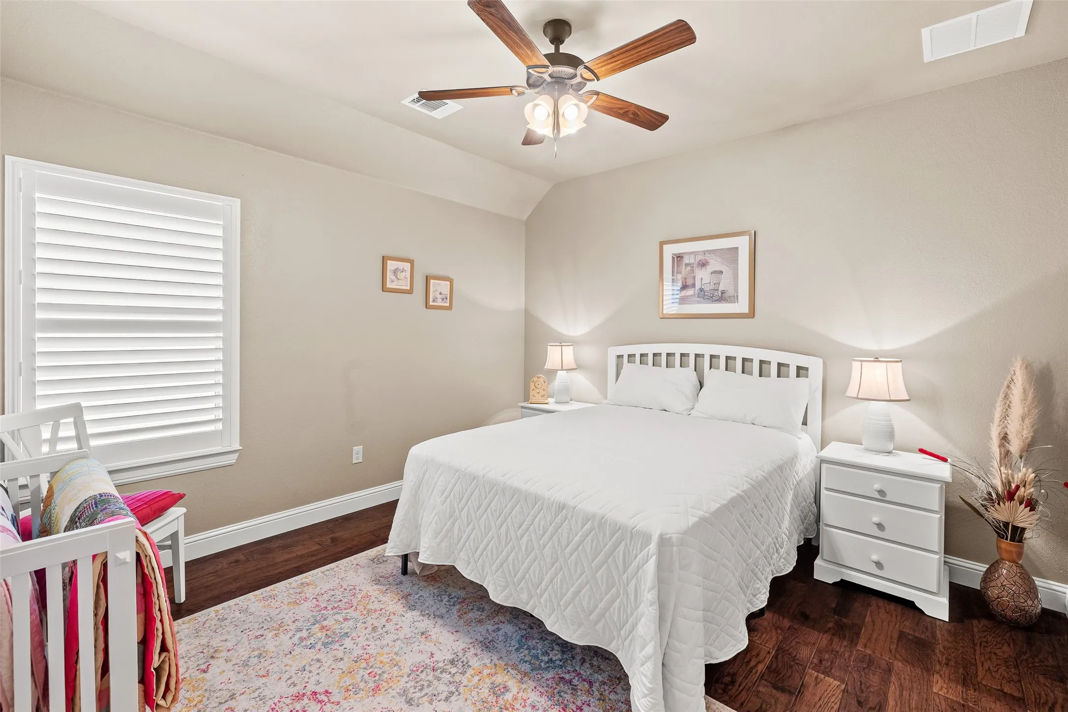 Single Family Residence For Sale in Hood County , 427 River Bank Lane, Granbury, Texas 76049, 4 Bedroom, 3 Bathroom, 2 Garage spaces, 2,542 Sqft, built in 2016, mls#21353750, Real Estate Agent in Granbury, Homes For Sale in Hood county, Homes For Sale in Granbury, Realtor in Granbury Texas, Real Estate Brokerage Independent Realty Texas, Luminita Cordes Realtor