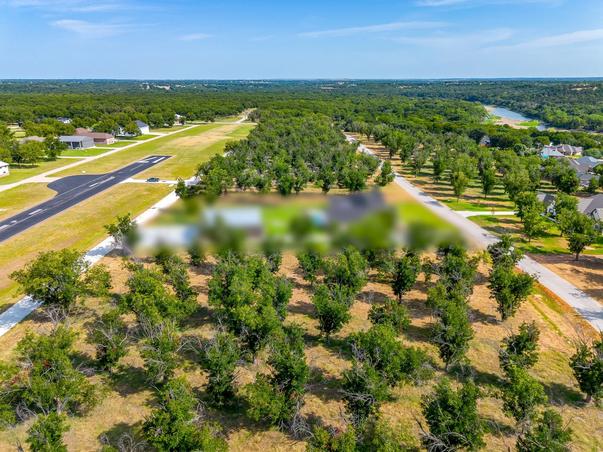 Unimproved Land For Sale in Hood County , 943 E Landings, Granbury, Texas 76049, 0, 0, Garage spaces, 0 Sqft, built in 0, mls#21349333, Real Estate Agent in Granbury, Homes For Sale in Hood county, Homes For Sale in Granbury, Realtor in Granbury Texas, Real Estate Brokerage Independent Realty Texas, Luminita Cordes Realtor