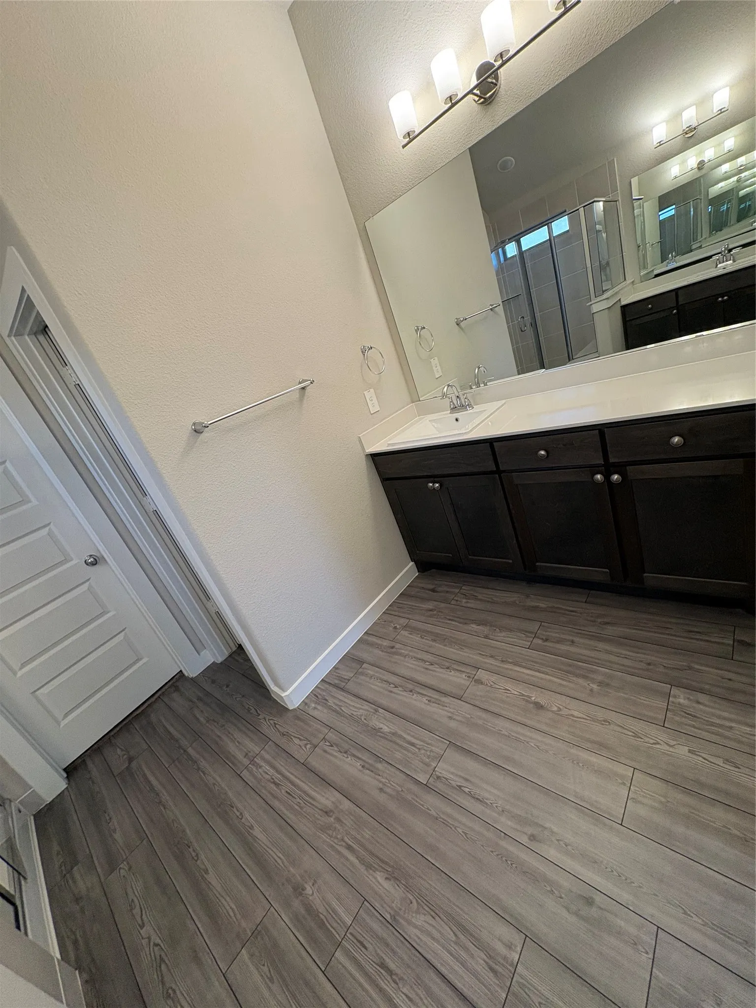 Single Family Residence For Rent in Hunt County , 3258 Feller Lane, Royse City, Texas 75189, 3 Bedroom, 2 Bathroom, 2 Garage spaces, 1,881 Sqft, built in 2021, mls#21353228, Real Estate Agent in Royse City, Homes For Rent in Hunt county, Homes For Rent in Royse City, Realtor in Royse City Texas, Real Estate Brokerage Independent Realty Texas, Luminita Cordes Realtor