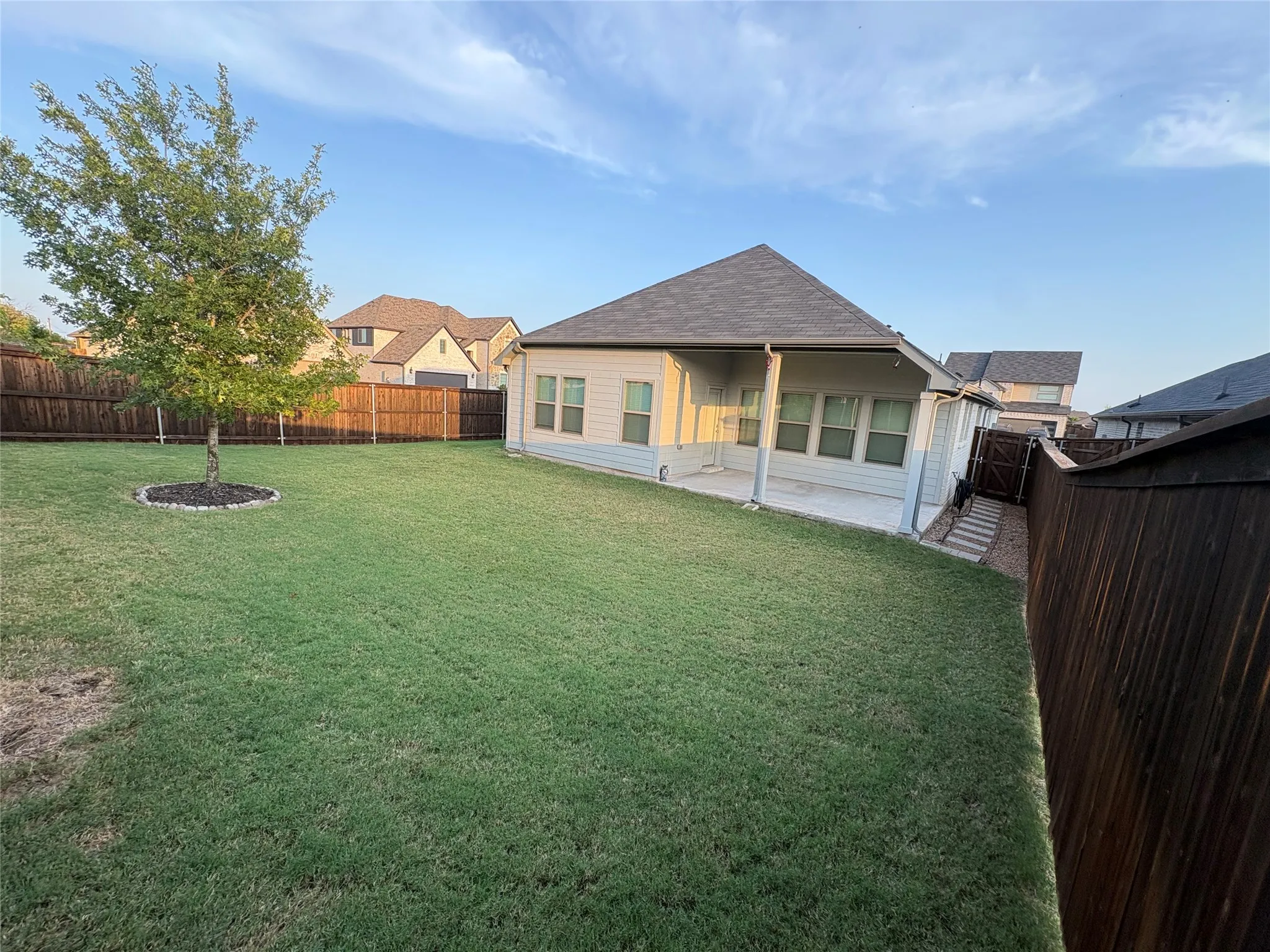Single Family Residence For Rent in Hunt County , 3258 Feller Lane, Royse City, Texas 75189, 3 Bedroom, 2 Bathroom, 2 Garage spaces, 1,881 Sqft, built in 2021, mls#21353228, Real Estate Agent in Royse City, Homes For Rent in Hunt county, Homes For Rent in Royse City, Realtor in Royse City Texas, Real Estate Brokerage Independent Realty Texas, Luminita Cordes Realtor