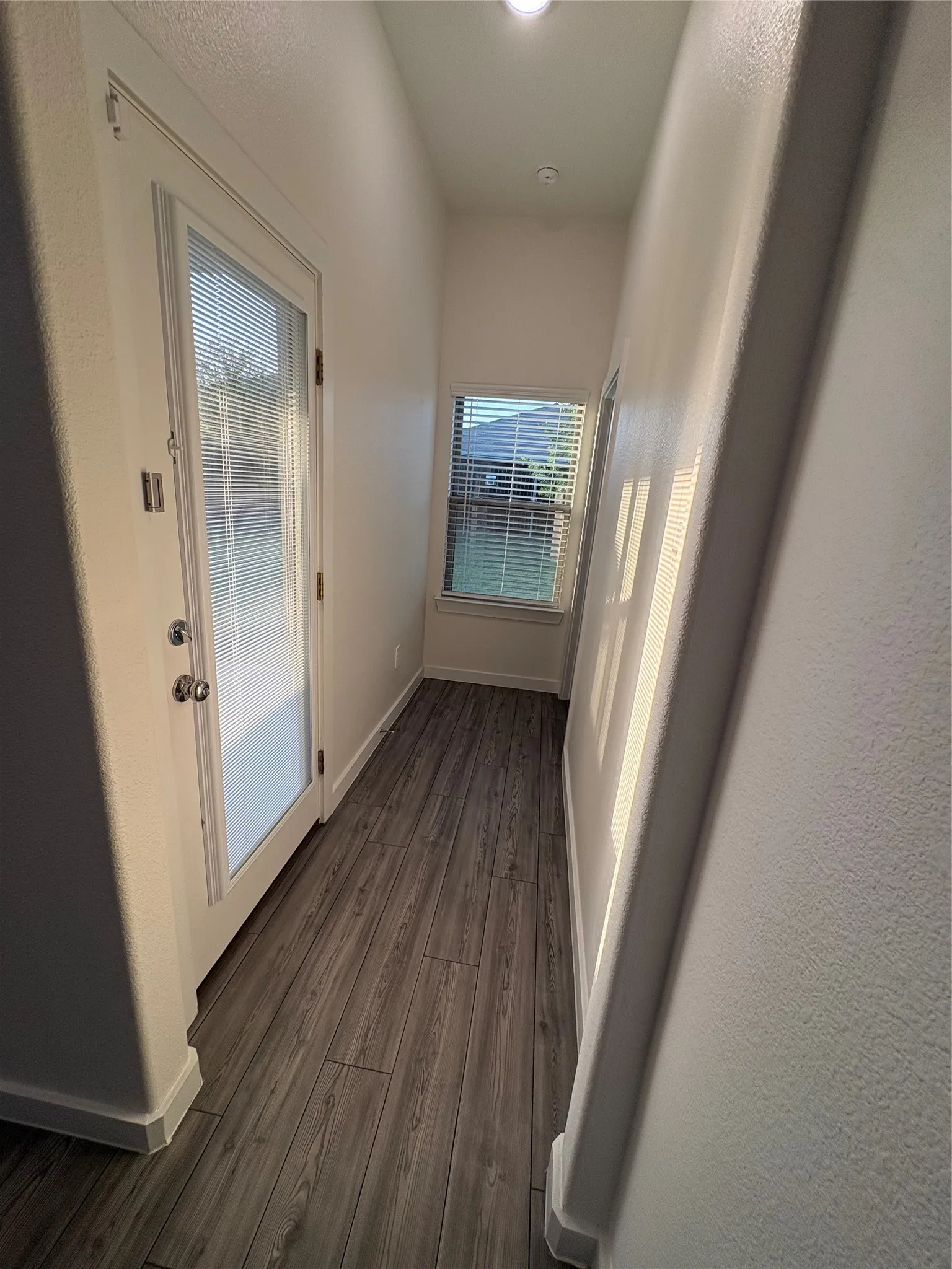 Single Family Residence For Rent in Hunt County , 3258 Feller Lane, Royse City, Texas 75189, 3 Bedroom, 2 Bathroom, 2 Garage spaces, 1,881 Sqft, built in 2021, mls#21353228, Real Estate Agent in Royse City, Homes For Rent in Hunt county, Homes For Rent in Royse City, Realtor in Royse City Texas, Real Estate Brokerage Independent Realty Texas, Luminita Cordes Realtor