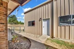 Single Family Residence For Sale in Parker County , 3603 Bluebonnet Circle, Weatherford, Texas 76087, 3 Bedroom, 2 Bathroom, 2 Garage spaces, 1,982 Sqft, built in 1985, mls#21350658, Real Estate Agent in Weatherford, Homes For Sale in Parker county, Homes For Sale in Weatherford, Realtor in Weatherford Texas, Real Estate Brokerage Independent Realty Texas, Luminita Cordes Realtor