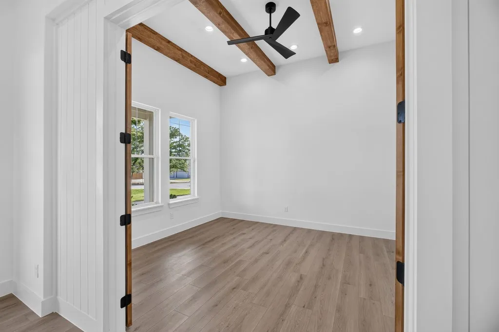 Single Family Residence For Sale in Johnson County , 2805 Private 73107, Burleson, Texas 76028, 4 Bedroom, 5 Bathroom, 2 Garage spaces, 3,175 Sqft, built in 2026, mls#21354149, Real Estate Agent in Burleson, Homes For Sale in Johnson county, Homes For Sale in Burleson, Realtor in Burleson Texas, Real Estate Brokerage Independent Realty Texas, Luminita Cordes Realtor