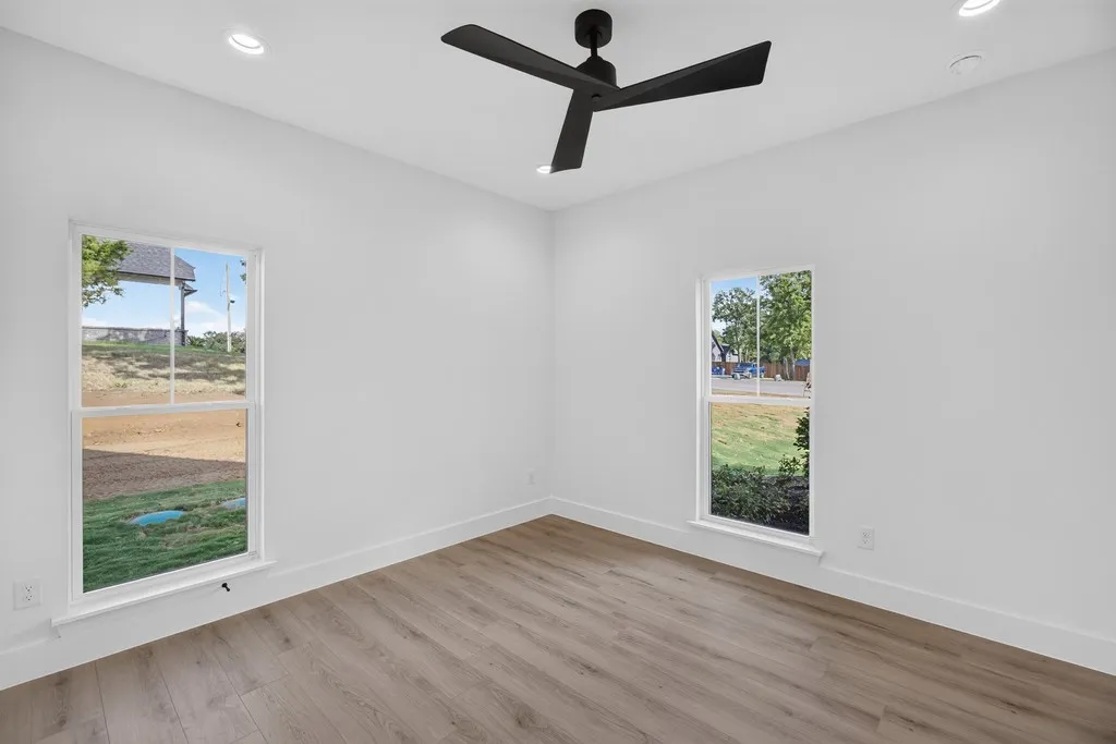 Single Family Residence For Sale in Johnson County , 2805 Private 73107, Burleson, Texas 76028, 4 Bedroom, 5 Bathroom, 2 Garage spaces, 3,175 Sqft, built in 2026, mls#21354149, Real Estate Agent in Burleson, Homes For Sale in Johnson county, Homes For Sale in Burleson, Realtor in Burleson Texas, Real Estate Brokerage Independent Realty Texas, Luminita Cordes Realtor