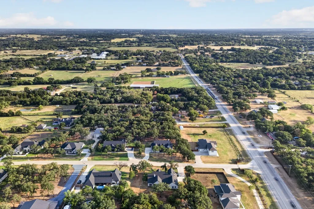 Single Family Residence For Sale in Johnson County , 2805 Private 73107, Burleson, Texas 76028, 4 Bedroom, 5 Bathroom, 2 Garage spaces, 3,175 Sqft, built in 2026, mls#21354149, Real Estate Agent in Burleson, Homes For Sale in Johnson county, Homes For Sale in Burleson, Realtor in Burleson Texas, Real Estate Brokerage Independent Realty Texas, Luminita Cordes Realtor