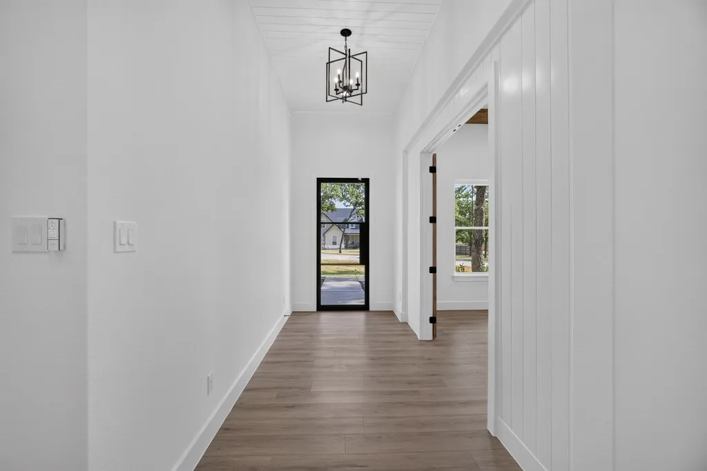 Single Family Residence For Sale in Johnson County , 2805 Private 73107, Burleson, Texas 76028, 4 Bedroom, 5 Bathroom, 2 Garage spaces, 3,175 Sqft, built in 2026, mls#21354149, Real Estate Agent in Burleson, Homes For Sale in Johnson county, Homes For Sale in Burleson, Realtor in Burleson Texas, Real Estate Brokerage Independent Realty Texas, Luminita Cordes Realtor