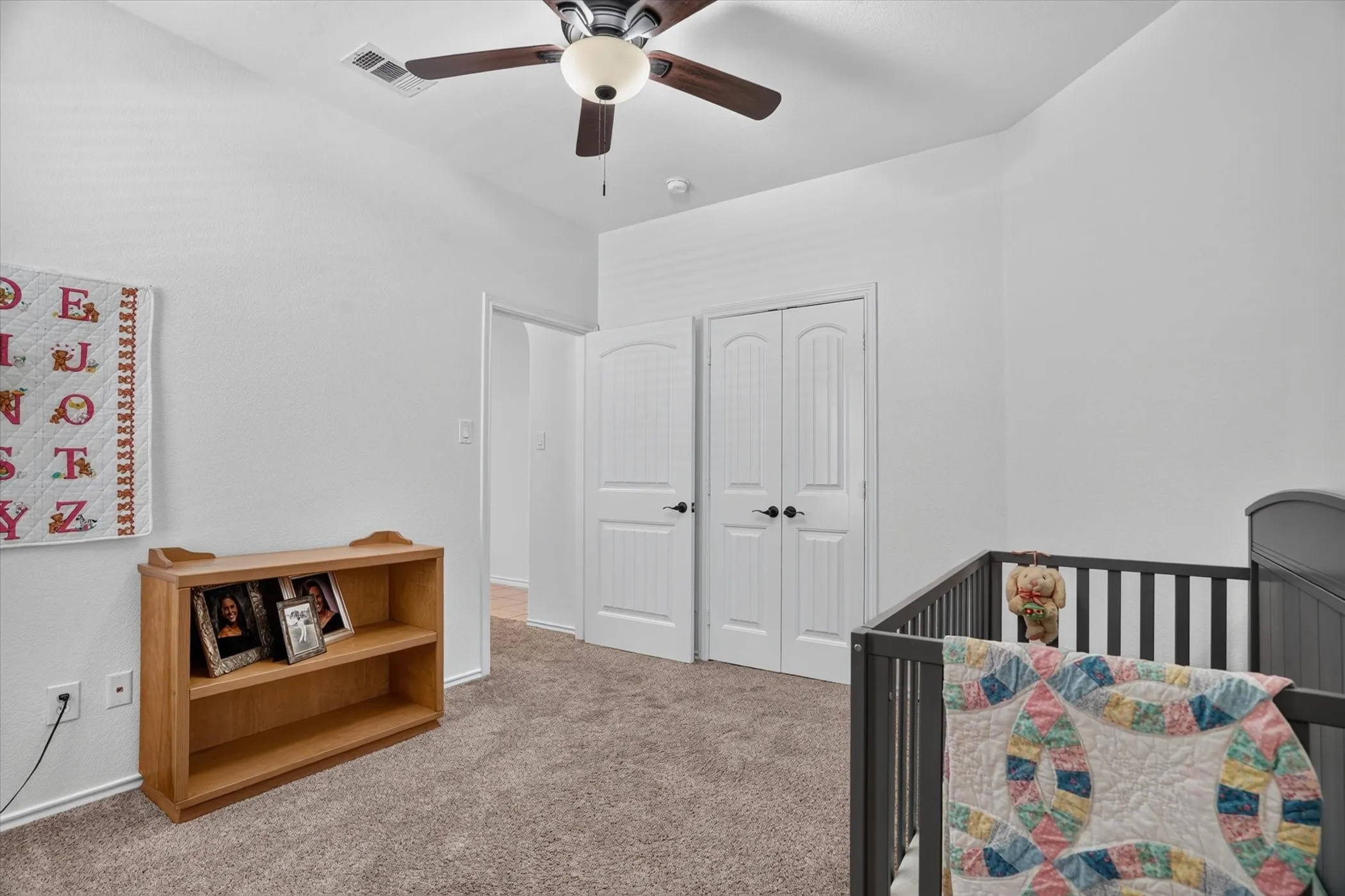 Single Family Residence For Sale in Parker County , 2201 Kaitlyn Drive, Weatherford, Texas 76087, 3 Bedroom, 2 Bathroom, 2 Garage spaces, 1,862 Sqft, built in 2009, mls#21353948, Real Estate Agent in Weatherford, Homes For Sale in Parker county, Homes For Sale in Weatherford, Realtor in Weatherford Texas, Real Estate Brokerage Independent Realty Texas, Luminita Cordes Realtor