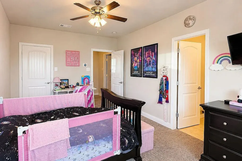 Single Family Residence For Sale in Tarrant County , 2828 Stadium View Drive, Fort Worth, Texas 76118, 4 Bedroom, 4 Bathroom, 3 Garage spaces, 3,385 Sqft, built in 2019, mls#21353827, Real Estate Agent in Fort Worth, Homes For Sale in Tarrant county, Homes For Sale in Fort Worth, Realtor in Fort Worth Texas, Real Estate Brokerage Independent Realty Texas, Luminita Cordes Realtor