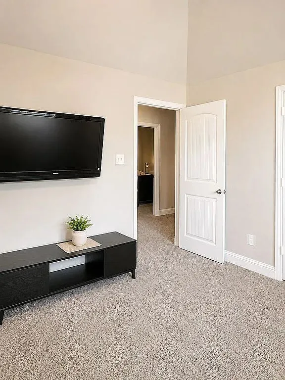 Single Family Residence For Sale in Tarrant County , 2828 Stadium View Drive, Fort Worth, Texas 76118, 4 Bedroom, 4 Bathroom, 3 Garage spaces, 3,385 Sqft, built in 2019, mls#21353827, Real Estate Agent in Fort Worth, Homes For Sale in Tarrant county, Homes For Sale in Fort Worth, Realtor in Fort Worth Texas, Real Estate Brokerage Independent Realty Texas, Luminita Cordes Realtor
