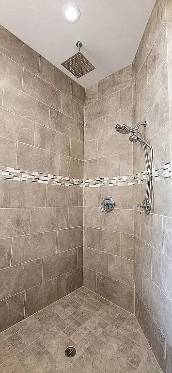 Single Family Residence For Sale in Tarrant County , 2828 Stadium View Drive, Fort Worth, Texas 76118, 4 Bedroom, 4 Bathroom, 3 Garage spaces, 3,385 Sqft, built in 2019, mls#21353827, Real Estate Agent in Fort Worth, Homes For Sale in Tarrant county, Homes For Sale in Fort Worth, Realtor in Fort Worth Texas, Real Estate Brokerage Independent Realty Texas, Luminita Cordes Realtor