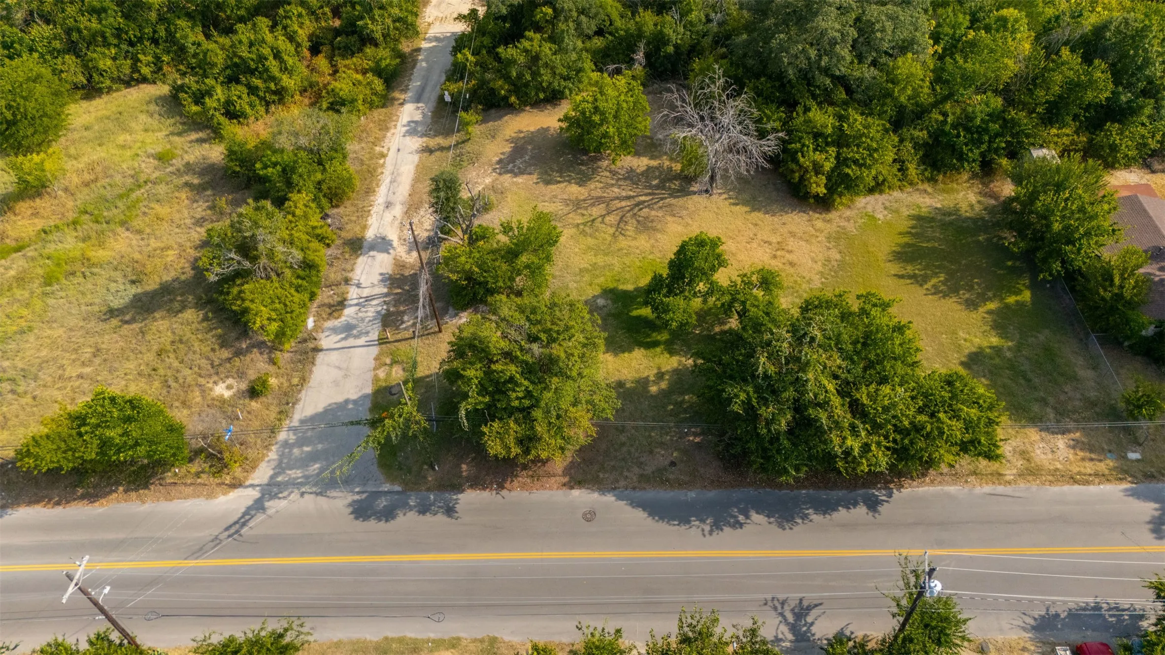 Unimproved Land For Sale in Parker County , 202 S Merrimac Street, Weatherford, Texas 76086, 0, 0, Garage spaces, 0 Sqft, built in 0, mls#21354155, Real Estate Agent in Weatherford, Homes For Sale in Parker county, Homes For Sale in Weatherford, Realtor in Weatherford Texas, Real Estate Brokerage Independent Realty Texas, Luminita Cordes Realtor