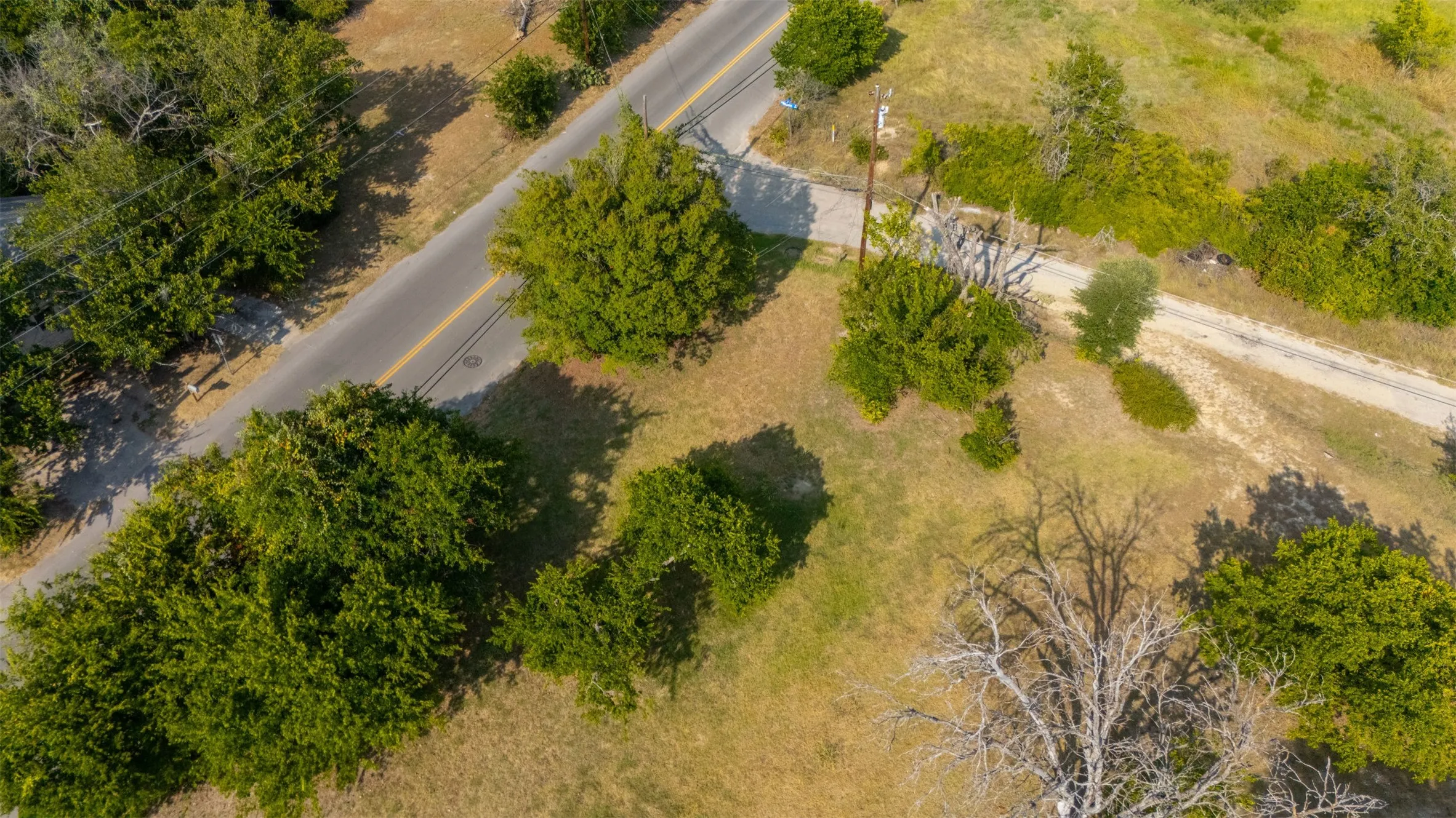 Unimproved Land For Sale in Parker County , 202 S Merrimac Street, Weatherford, Texas 76086, 0, 0, Garage spaces, 0 Sqft, built in 0, mls#21354155, Real Estate Agent in Weatherford, Homes For Sale in Parker county, Homes For Sale in Weatherford, Realtor in Weatherford Texas, Real Estate Brokerage Independent Realty Texas, Luminita Cordes Realtor