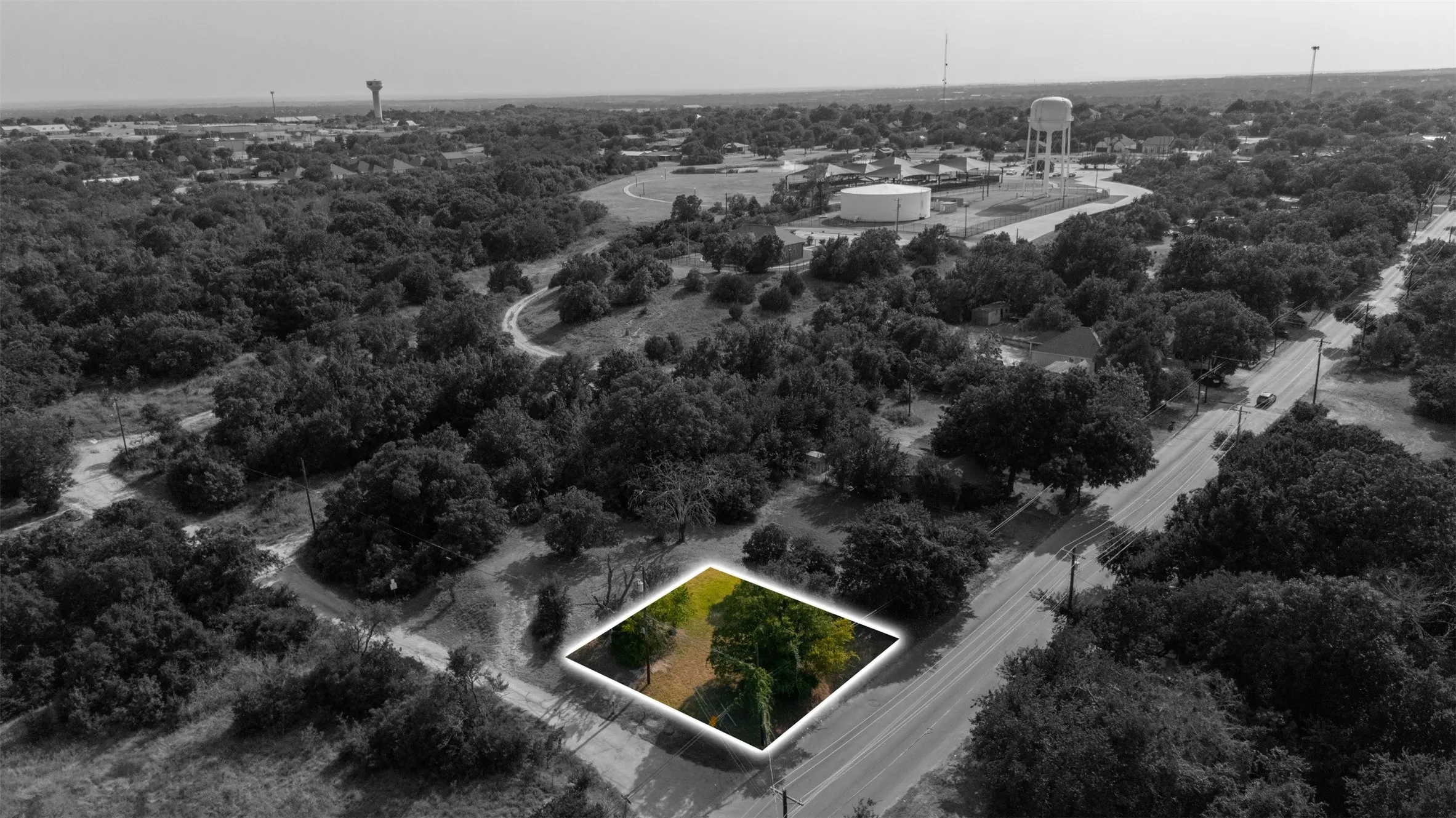 Unimproved Land For Sale in Parker County , 202 S Merrimac Street, Weatherford, Texas 76086, 0, 0, Garage spaces, 0 Sqft, built in 0, mls#21354155, Real Estate Agent in Weatherford, Homes For Sale in Parker county, Homes For Sale in Weatherford, Realtor in Weatherford Texas, Real Estate Brokerage Independent Realty Texas, Luminita Cordes Realtor