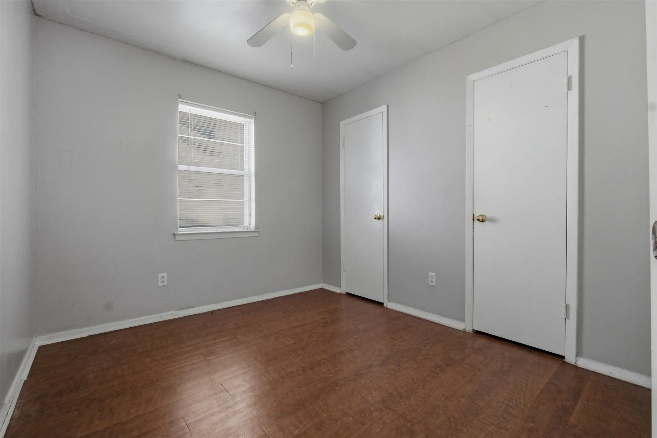 Single Family Residence For Rent in Dallas County , 4577 Bonanza Lane, Dallas, Texas 75211, 3 Bedroom, 2 Bathroom, 1 Garage spaces, 1,018 Sqft, built in 1963, mls#21354157, Real Estate Agent in Dallas, Homes For Rent in Dallas county, Homes For Rent in Dallas, Realtor in Dallas Texas, Real Estate Brokerage Independent Realty Texas, Luminita Cordes Realtor