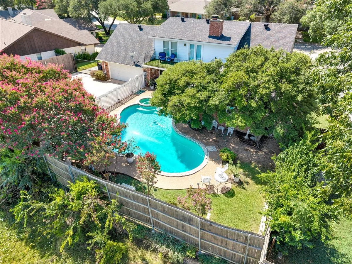 Single Family Residence For Sale in Tarrant County , 4412 Fiesta Circle E, Fort Worth, Texas 76133, 5 Bedroom, 3 Bathroom, 2 Garage spaces, 2,635 Sqft, built in 1973, mls#21353485, Real Estate Agent in Fort Worth, Homes For Sale in Tarrant county, Homes For Sale in Fort Worth, Realtor in Fort Worth Texas, Real Estate Brokerage Independent Realty Texas, Luminita Cordes Realtor