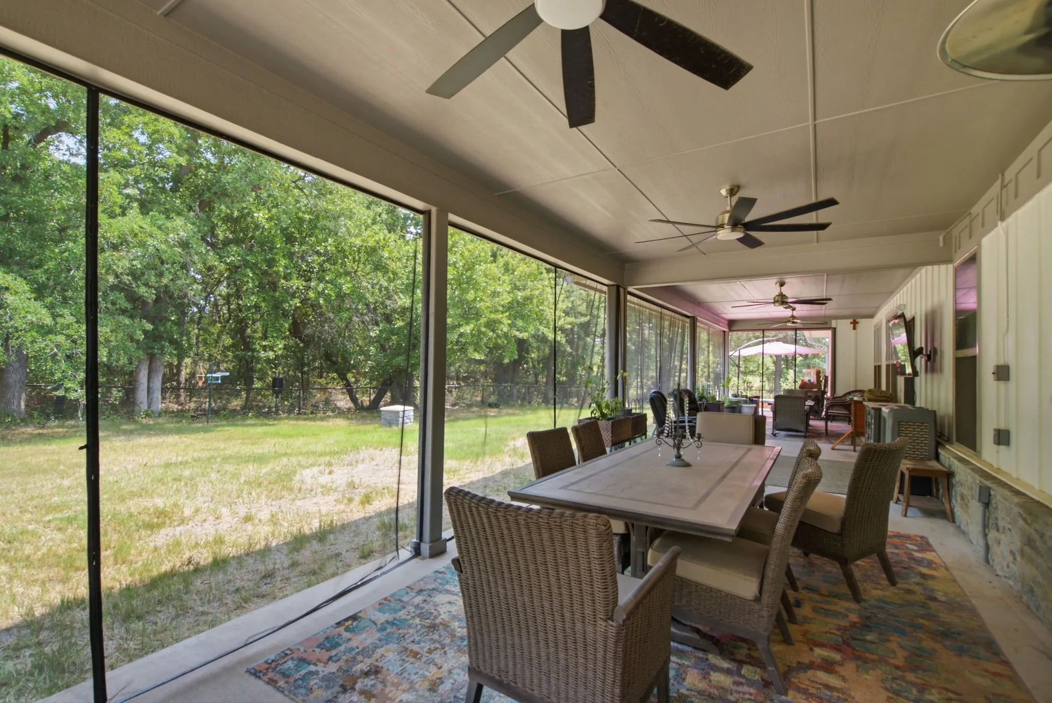 Super private back porch