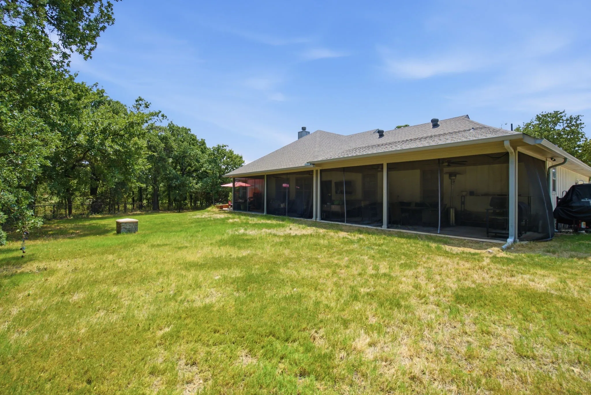 Single Family Residence For Sale in Parker County , 374 Clark Lake Road, Weatherford, Texas 76088, 3 Bedroom, 2 Bathroom, 2 Garage spaces, 2,039 Sqft, built in 2022, mls#21354139, Real Estate Agent in Weatherford, Homes For Sale in Parker county, Homes For Sale in Weatherford, Realtor in Weatherford Texas, Real Estate Brokerage Independent Realty Texas, Luminita Cordes Realtor