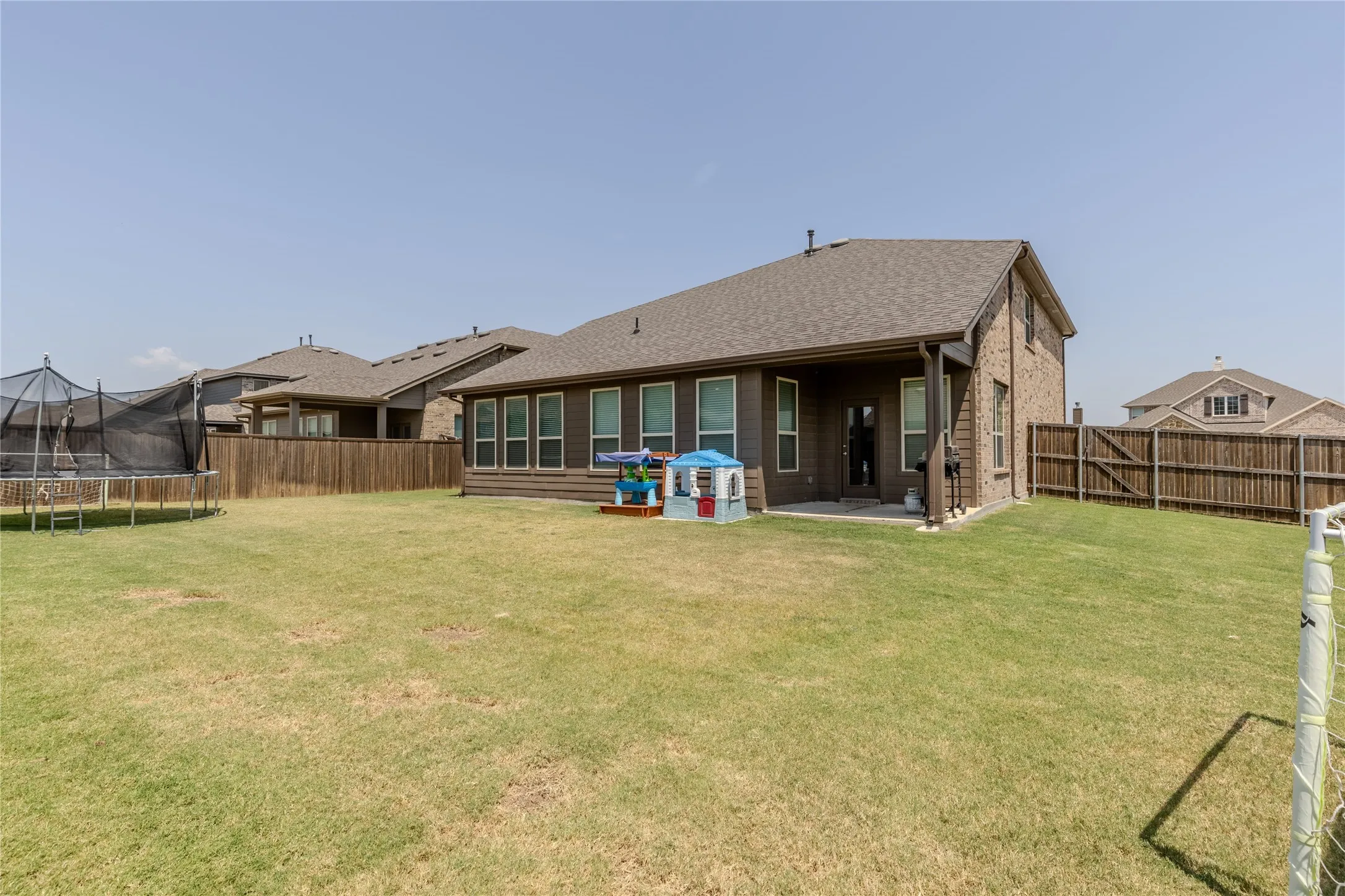 Single Family Residence For Sale in Tarrant County , 1813 Bellatrix Drive, Haslet, Texas 76052, 4 Bedroom, 4 Bathroom, 3 Garage spaces, 3,146 Sqft, built in 2022, mls#21351322, Real Estate Agent in Haslet, Homes For Sale in Tarrant county, Homes For Sale in Haslet, Realtor in Haslet Texas, Real Estate Brokerage Independent Realty Texas, Luminita Cordes Realtor