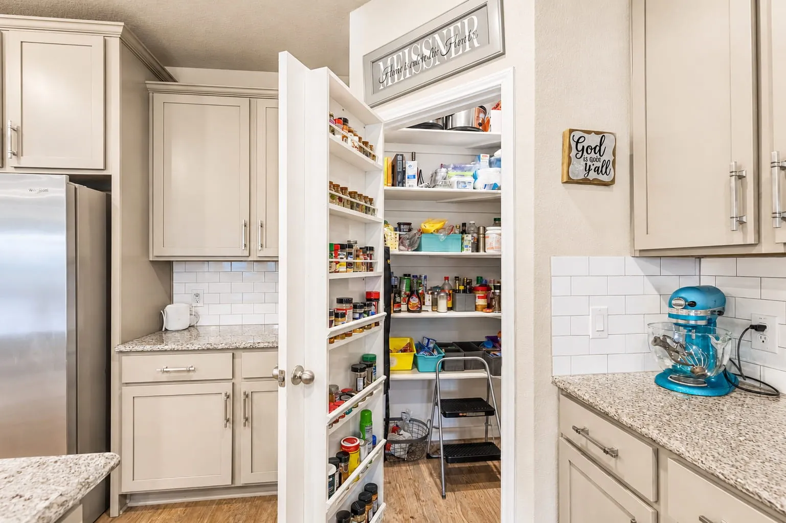 Single Family Residence For Sale in Tarrant County , 1813 Bellatrix Drive, Haslet, Texas 76052, 4 Bedroom, 4 Bathroom, 3 Garage spaces, 3,146 Sqft, built in 2022, mls#21351322, Real Estate Agent in Haslet, Homes For Sale in Tarrant county, Homes For Sale in Haslet, Realtor in Haslet Texas, Real Estate Brokerage Independent Realty Texas, Luminita Cordes Realtor