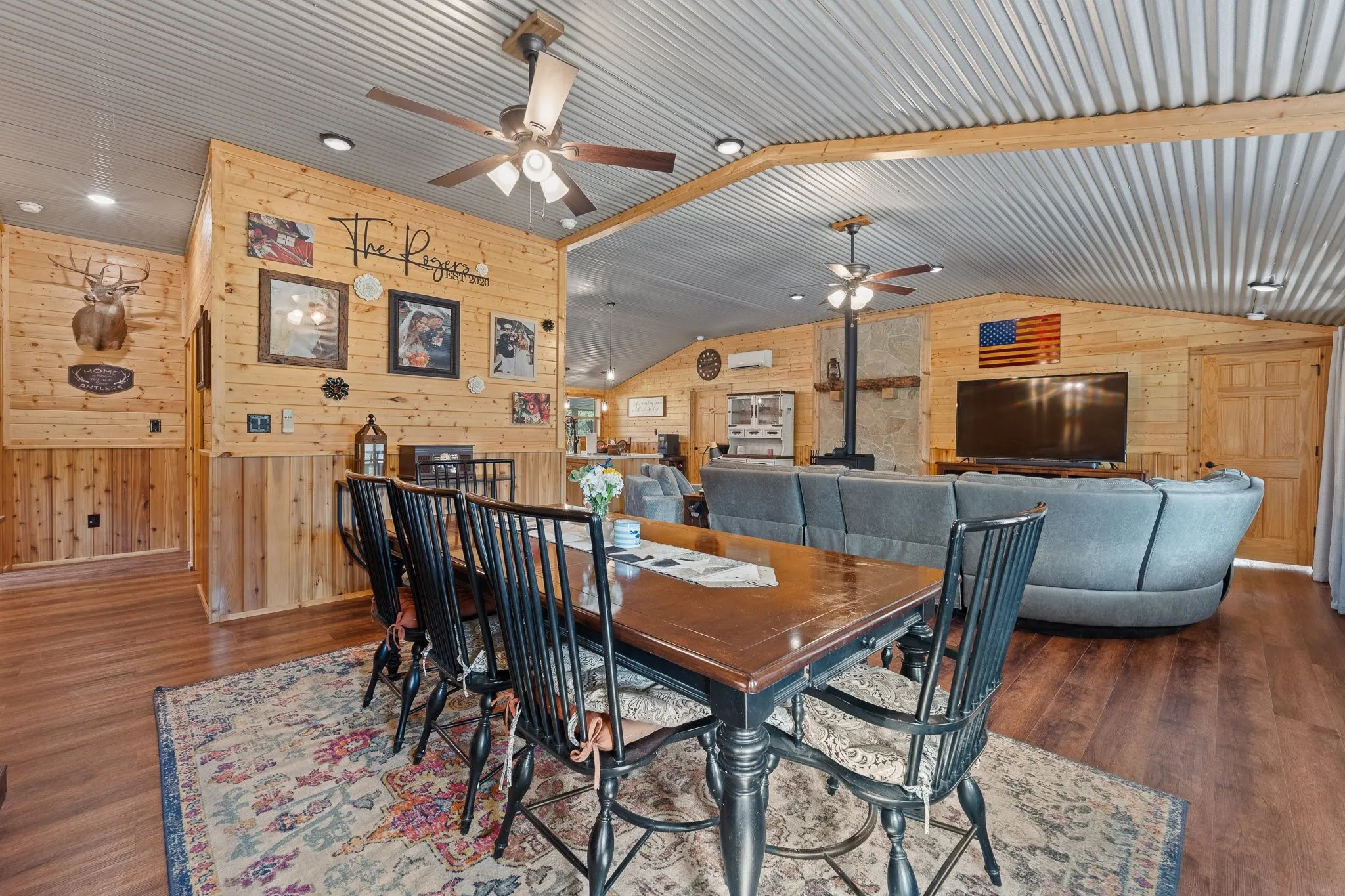 Single Family Residence For Sale in Somervell County , 1647 County Road 1004, Glen Rose, Texas 76690, 4 Bedrooms, 3 Bathrooms, 2 Garage spaces, 1,944 Sqft, built in 2023, Price $985,000, mls#21353893, Real Estate Agent in Glen Rose, Homes For Sale in Somervell county, Homes For Sale in Glen Rose, Realtor in Glen Rose Texas, Real Estate Brokerage Independent Realty Texas, Luminita Cordes Realtor