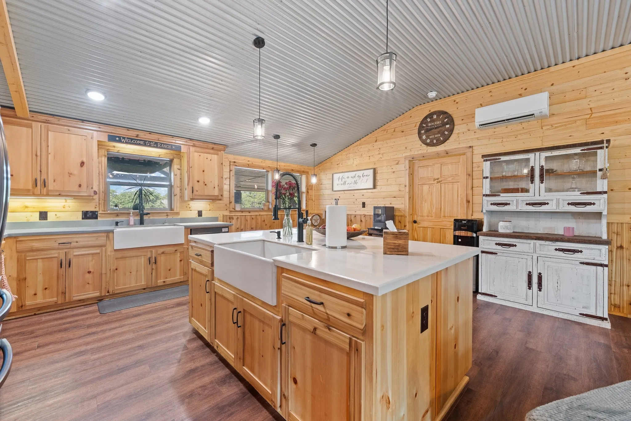 Single Family Residence For Sale in Somervell County , 1647 County Road 1004, Glen Rose, Texas 76690, 4 Bedrooms, 3 Bathrooms, 2 Garage spaces, 1,944 Sqft, built in 2023, Price $985,000, mls#21353893, Real Estate Agent in Glen Rose, Homes For Sale in Somervell county, Homes For Sale in Glen Rose, Realtor in Glen Rose Texas, Real Estate Brokerage Independent Realty Texas, Luminita Cordes Realtor