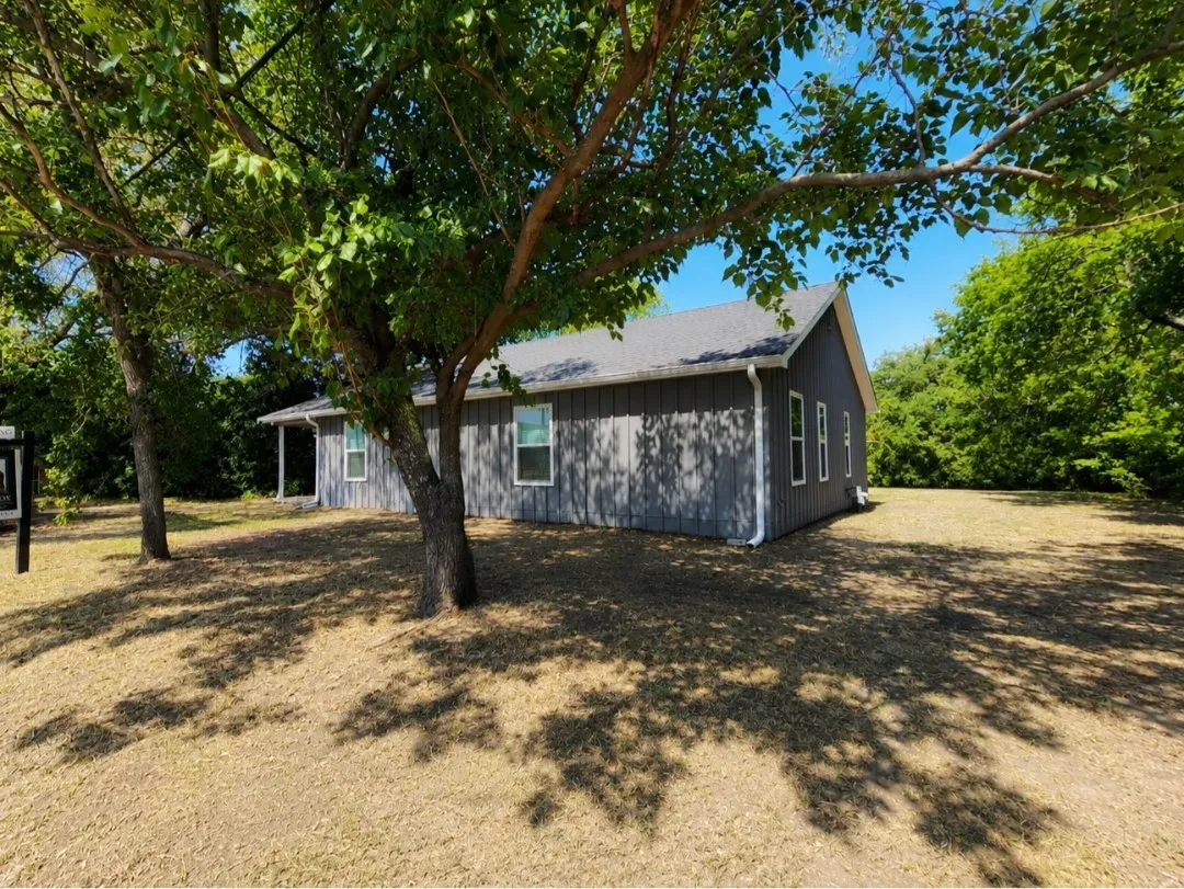 Single Family Residence For Sale in Kaufman County , 808 S Bois D Arc, Forney, Texas 75126, 3 Bedroom, 2 Bathroom, Garage spaces, 1,500 Sqft, built in 2026, mls#21354023, Real Estate Agent in Forney, Homes For Sale in Kaufman county, Homes For Sale in Forney, Realtor in Forney Texas, Real Estate Brokerage Independent Realty Texas, Luminita Cordes Realtor
