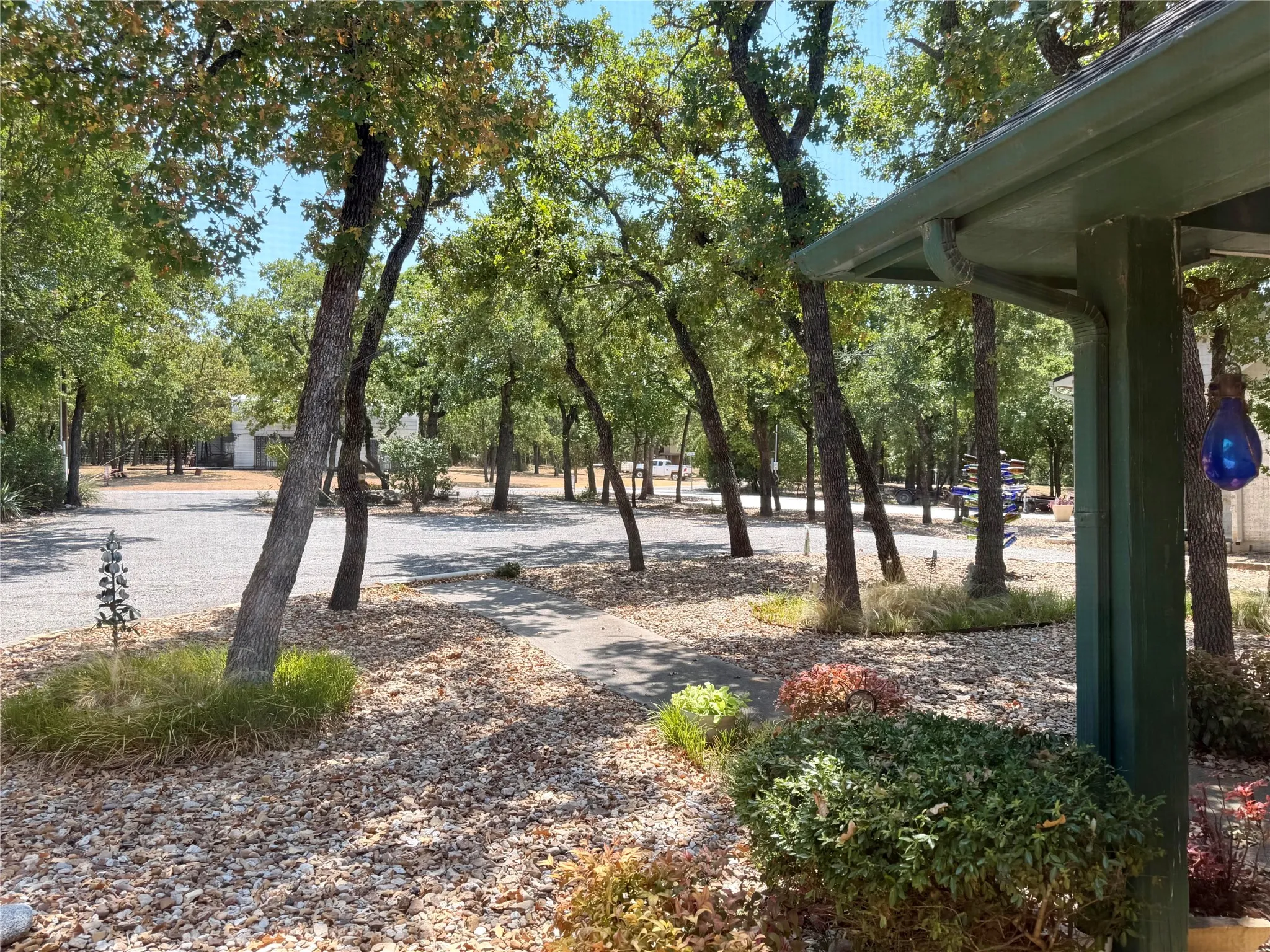 Single Family Residence For Sale in Wise County , 459 County Road 1742, Chico, Texas 76431, 3 Bedroom, 3 Bathroom, 2 Garage spaces, 2,039 Sqft, built in 2002, Price $924,999, mls#21353417, Real Estate Agent in Chico, Homes For Sale in Wise county, Homes For Sale in Chico, Realtor in Chico Texas, Real Estate Brokerage Independent Realty Texas, Luminita Cordes Realtor
