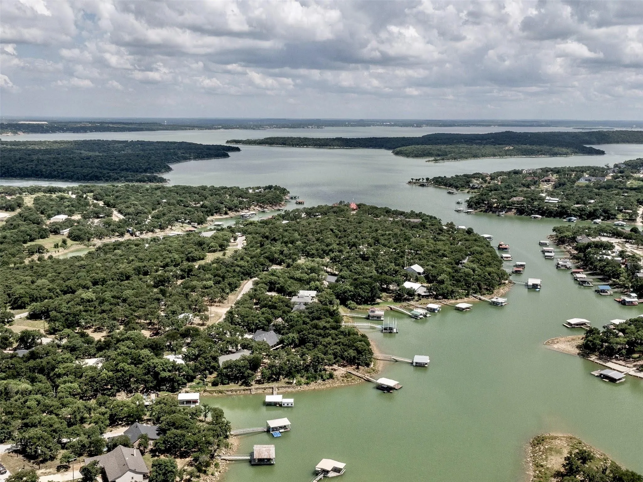 Single Family Residence For Sale in Wise County , 459 County Road 1742, Chico, Texas 76431, 3 Bedroom, 3 Bathroom, 2 Garage spaces, 2,039 Sqft, built in 2002, Price $924,999, mls#21353417, Real Estate Agent in Chico, Homes For Sale in Wise county, Homes For Sale in Chico, Realtor in Chico Texas, Real Estate Brokerage Independent Realty Texas, Luminita Cordes Realtor