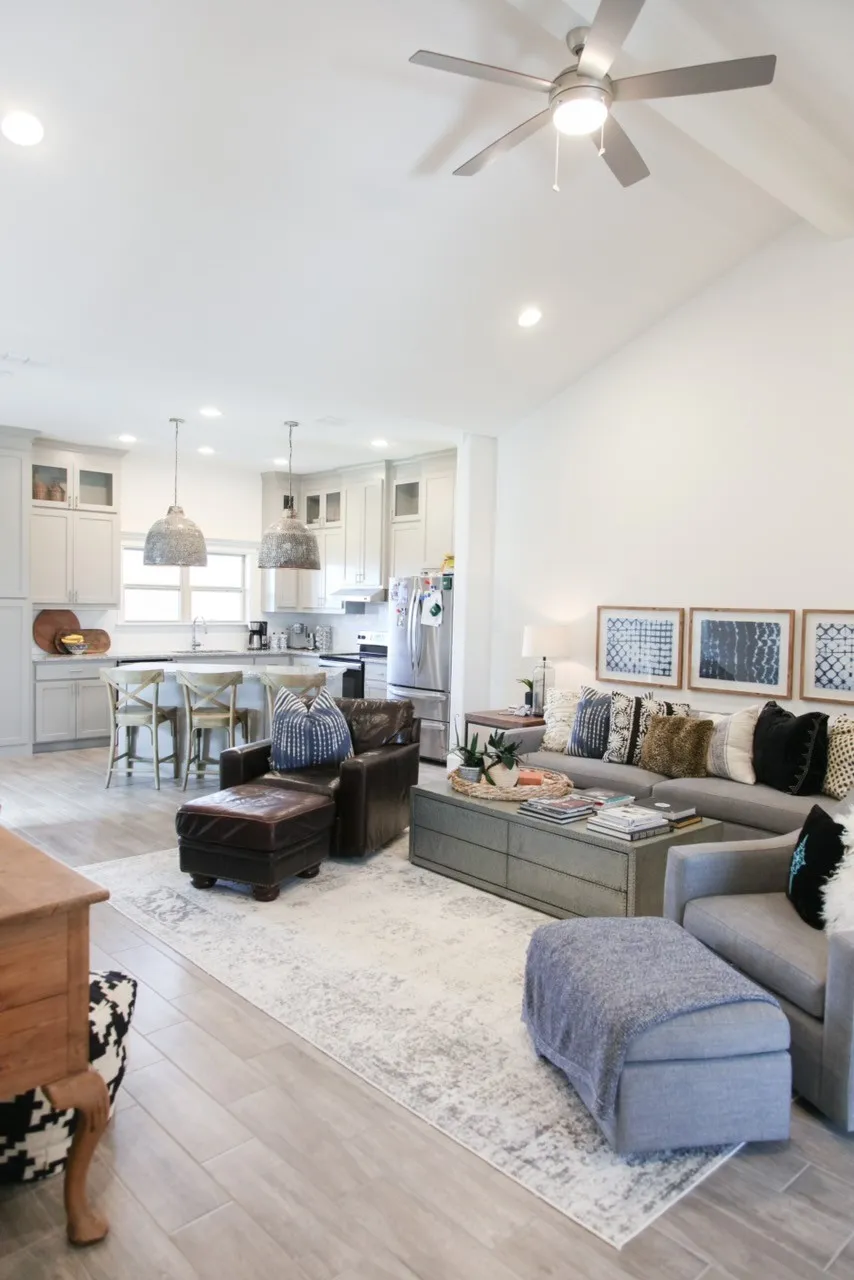 Single Family Residence For Sale in Collin County , 305 Chase Creek Drive, Lavon, Texas 75166, 4 Bedroom, 2 Bathroom, 2 Garage spaces, 1,807 Sqft, built in 2021, mls#21354188, Real Estate Agent in Lavon, Homes For Sale in Collin county, Homes For Sale in Lavon, Realtor in Lavon Texas, Real Estate Brokerage Independent Realty Texas, Luminita Cordes Realtor