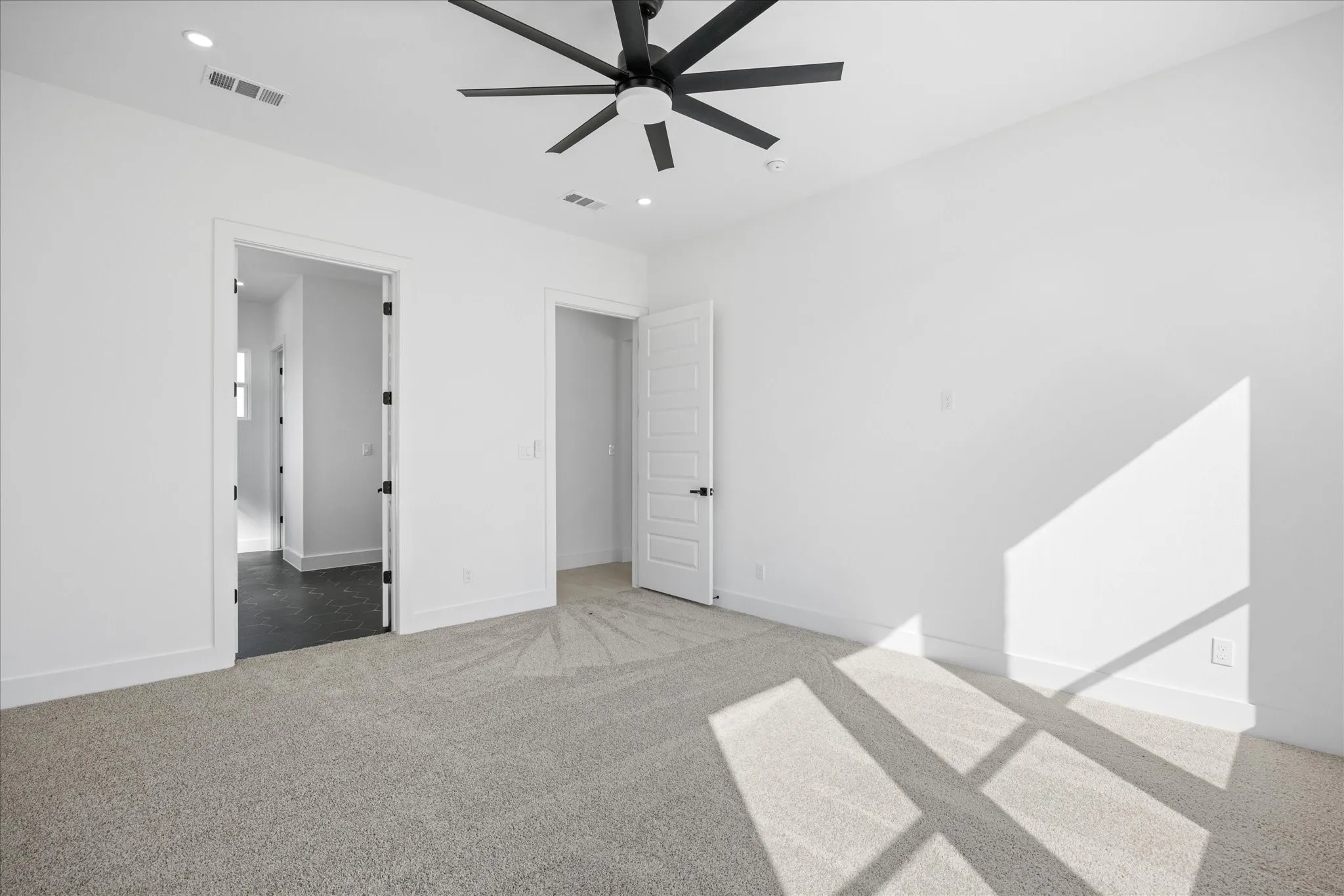 Single Family Residence For Sale in Parker County , 2057 Glenhollow Drive, Weatherford, Texas 76088, 4 Bedroom, 3 Bathroom, 3 Garage spaces, 2,534 Sqft, built in 2025, mls#21352649, Real Estate Agent in Weatherford, Homes For Sale in Parker county, Homes For Sale in Weatherford, Realtor in Weatherford Texas, Real Estate Brokerage Independent Realty Texas, Luminita Cordes Realtor