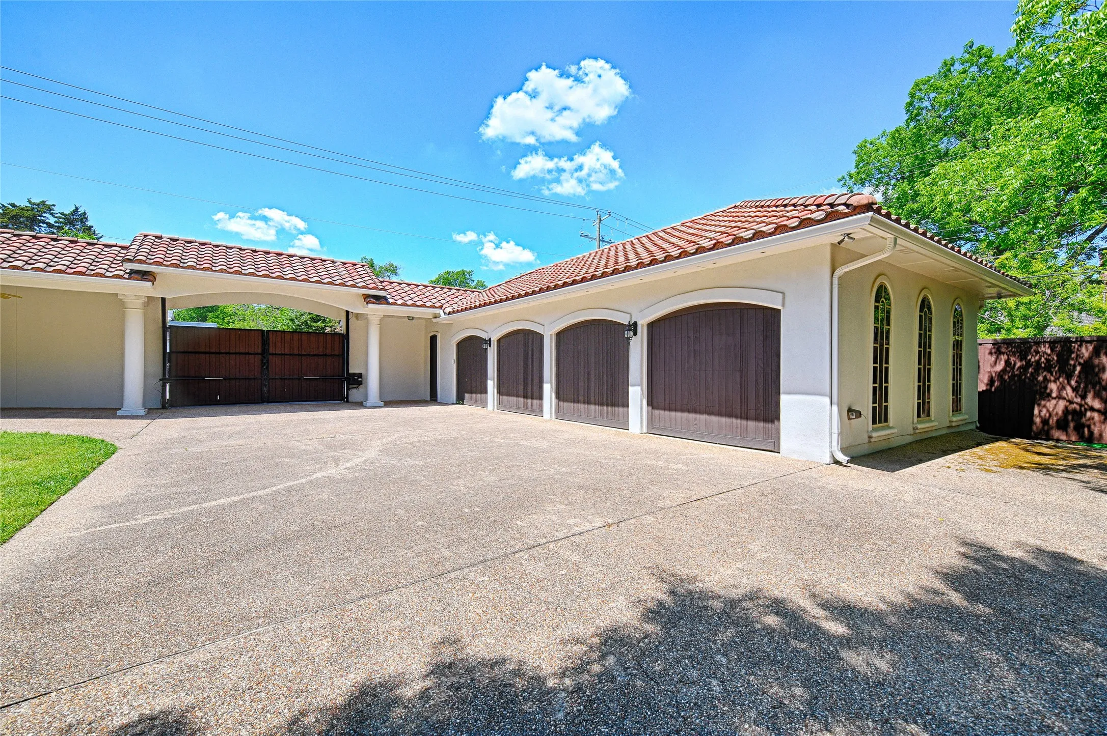 Single Family Residence For Sale in Dallas County , 6301 Churchill Way, Dallas, Texas 75230, 4 Bedroom, 6 Bathroom, 4 Garage spaces, 7,080 Sqft, built in 2006, mls#21292916, Real Estate Agent in Dallas, Homes For Sale in Dallas county, Homes For Sale in Dallas, Realtor in Dallas Texas, Real Estate Brokerage Independent Realty Texas, Luminita Cordes Realtor