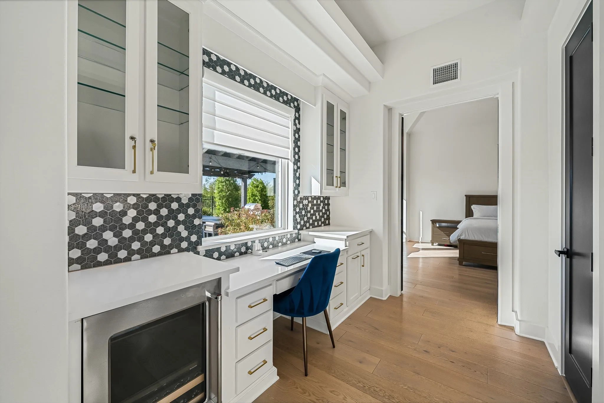 Single Family Residence For Sale in Denton County , 5711 Edmonton Avenue, Frisco, Texas 75034, 5 Bedroom, 8 Bathroom, 3 Garage spaces, 5,655 Sqft, built in 2020, mls#21354179, Real Estate Agent in Frisco, Homes For Sale in Denton county, Homes For Sale in Frisco, Realtor in Frisco Texas, Real Estate Brokerage Independent Realty Texas, Luminita Cordes Realtor