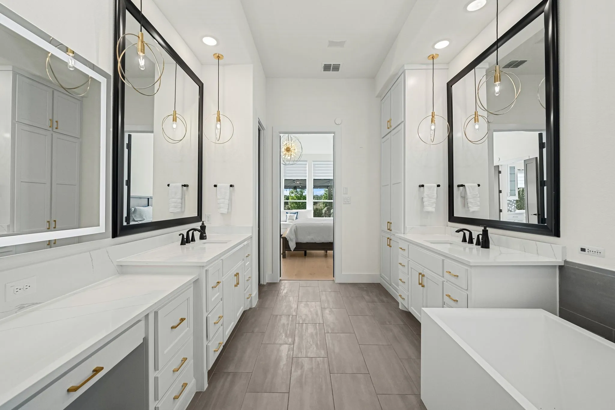 Single Family Residence For Sale in Denton County , 5711 Edmonton Avenue, Frisco, Texas 75034, 5 Bedroom, 8 Bathroom, 3 Garage spaces, 5,655 Sqft, built in 2020, mls#21354179, Real Estate Agent in Frisco, Homes For Sale in Denton county, Homes For Sale in Frisco, Realtor in Frisco Texas, Real Estate Brokerage Independent Realty Texas, Luminita Cordes Realtor