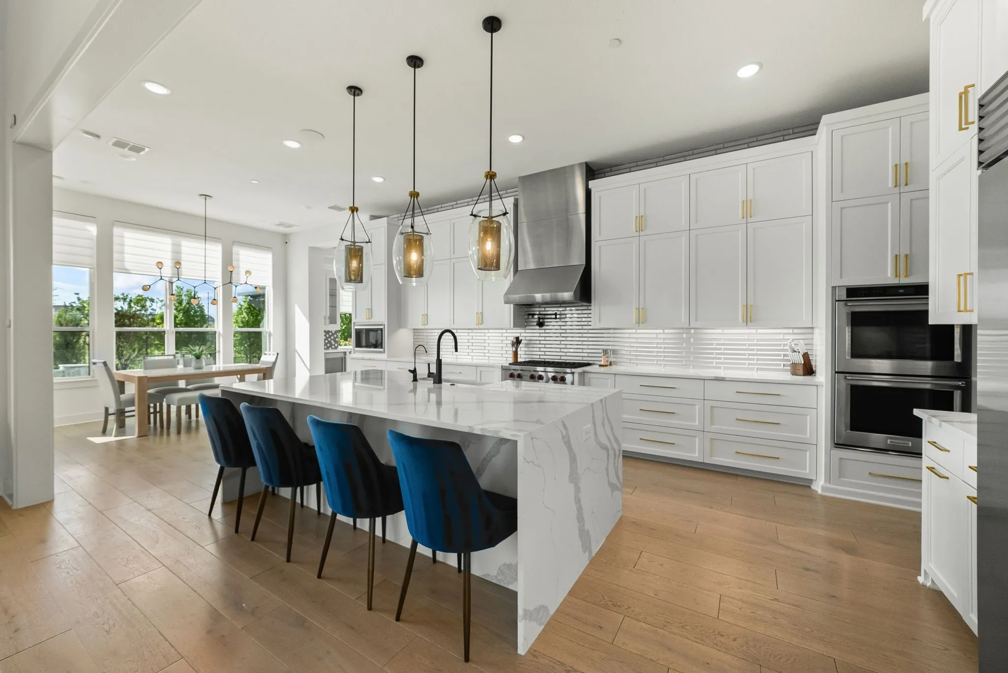 Single Family Residence For Sale in Denton County , 5711 Edmonton Avenue, Frisco, Texas 75034, 5 Bedroom, 8 Bathroom, 3 Garage spaces, 5,655 Sqft, built in 2020, mls#21354179, Real Estate Agent in Frisco, Homes For Sale in Denton county, Homes For Sale in Frisco, Realtor in Frisco Texas, Real Estate Brokerage Independent Realty Texas, Luminita Cordes Realtor