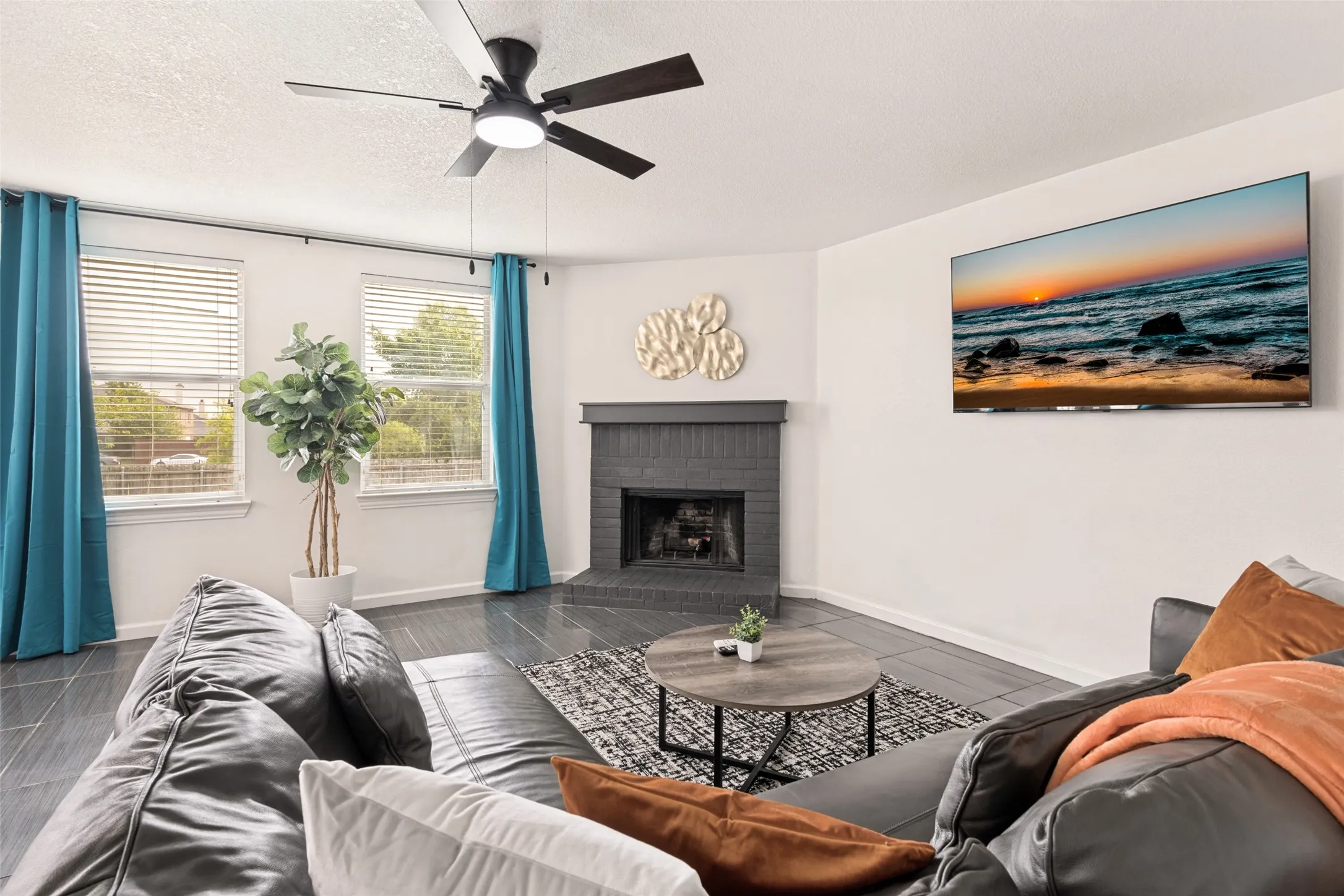 Single Family Residence For Rent in Dallas County , 1513 Lone Star Court, Mesquite, Texas 75181, 4 Bedrooms, 2 Bathrooms, 2 Garage spaces, 1,791 Sqft, built in 2005, Price $3,500, mls#21351684, Real Estate Agent in Mesquite, Homes For Rent in Dallas county, Homes For Rent in Mesquite, Realtor in Mesquite Texas, Real Estate Brokerage Independent Realty Texas, Luminita Cordes Realtor