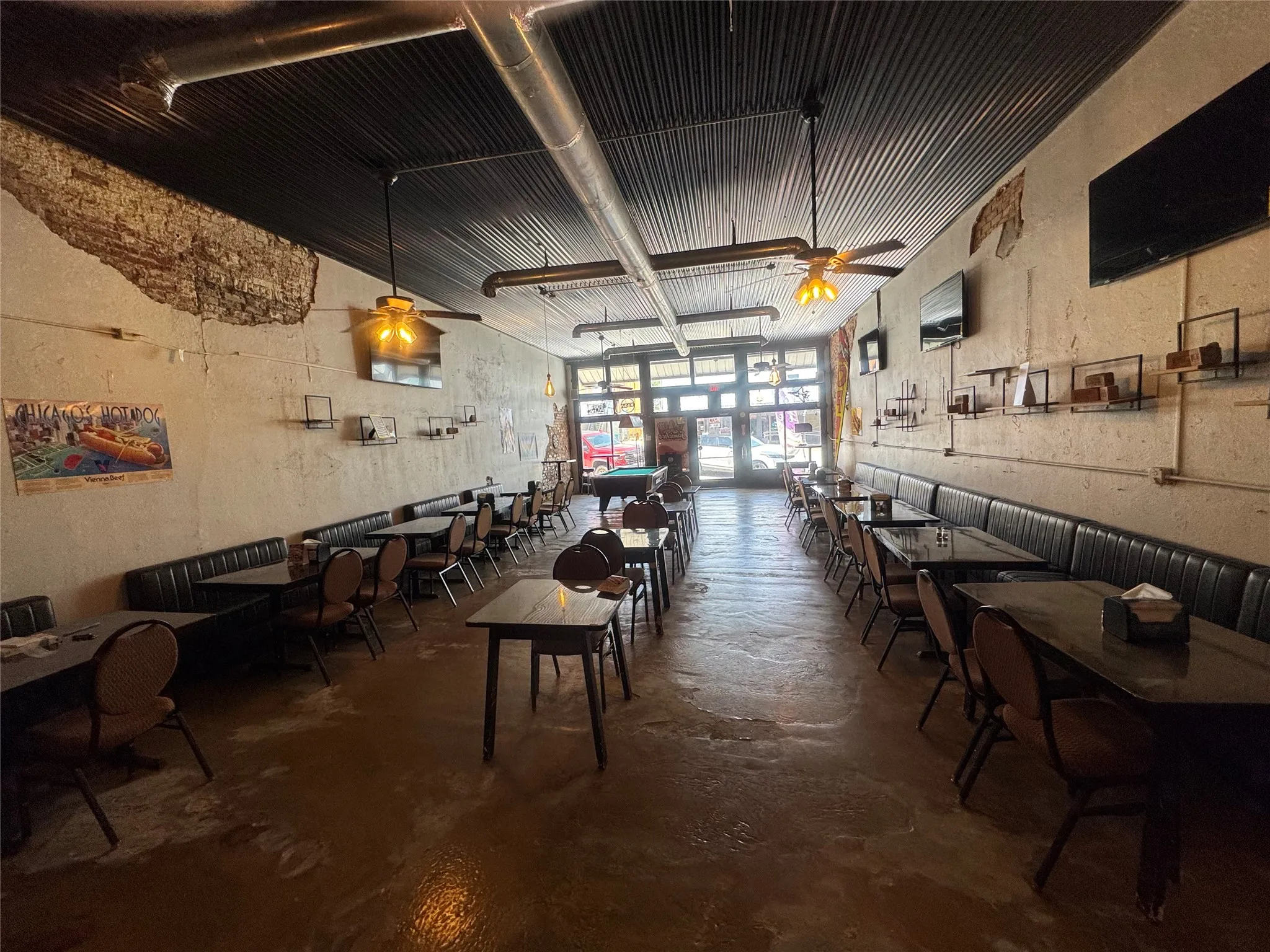 Business For Rent in Ellis County , 201 W 6th Street 210, Ferris, Texas 75125, 0, 0, Garage spaces, 0 Sqft, built in 1930, Price $2,750, mls#21354197, Real Estate Agent in Ferris, Homes For Rent in Ellis county, Homes For Rent in Ferris, Realtor in Ferris Texas, Real Estate Brokerage Independent Realty Texas, Luminita Cordes Realtor
