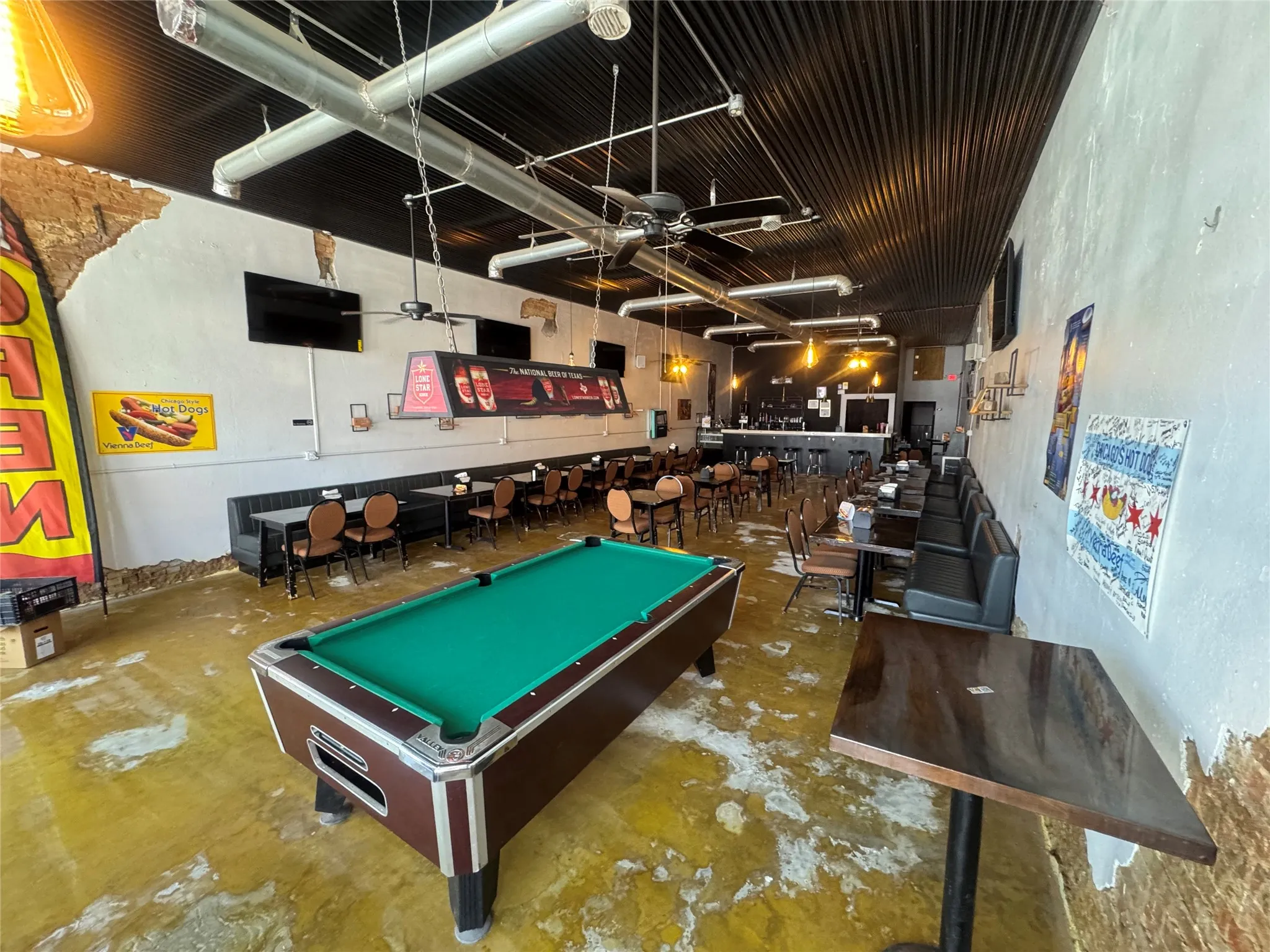 Business For Rent in Ellis County , 201 W 6th Street 210, Ferris, Texas 75125, 0, 0, Garage spaces, 0 Sqft, built in 1930, Price $2,750, mls#21354197, Real Estate Agent in Ferris, Homes For Rent in Ellis county, Homes For Rent in Ferris, Realtor in Ferris Texas, Real Estate Brokerage Independent Realty Texas, Luminita Cordes Realtor
