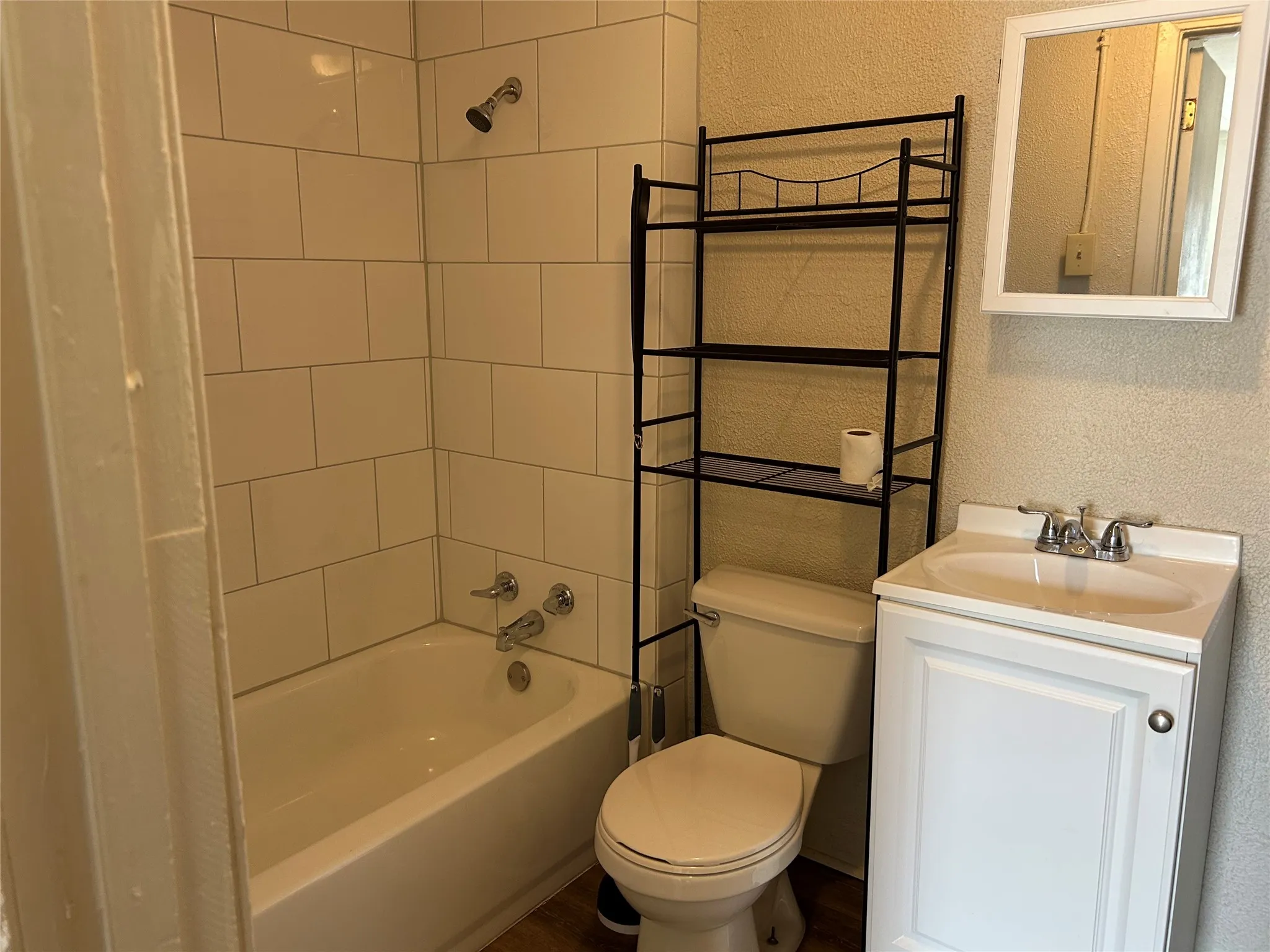Office For Rent in Tarrant County , 347 N Cherry Lane 347C, White Settlement, Texas 76108, 0, 0, Garage spaces, 0 Sqft, built in 1970, mls#21354203, Real Estate Agent in White Settlement, Homes For Rent in Tarrant county, Homes For Rent in White Settlement, Realtor in White Settlement Texas, Real Estate Brokerage Independent Realty Texas, Luminita Cordes Realtor